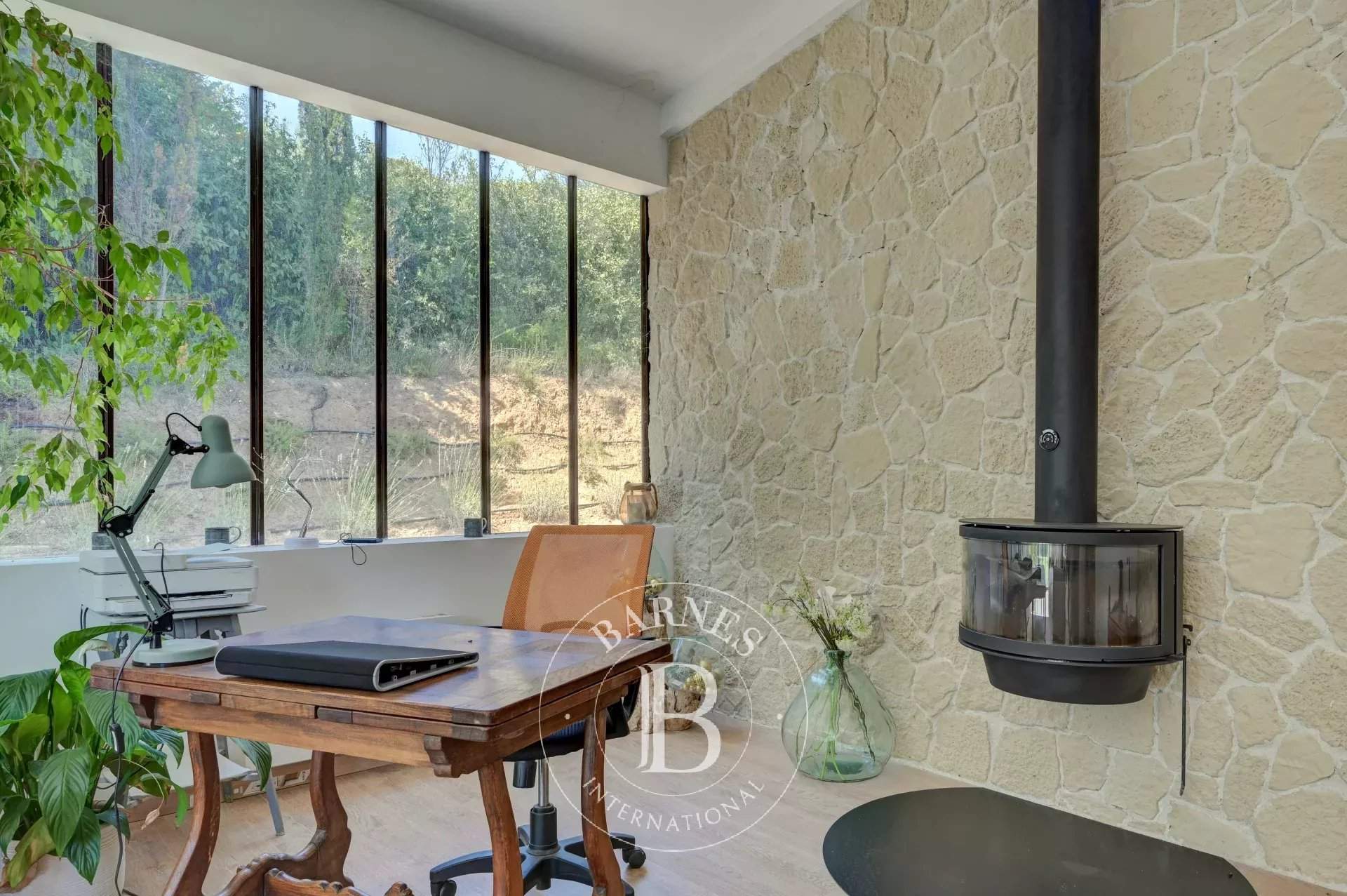 Aix-en-Provence  - House 4 Bedrooms - picture 16