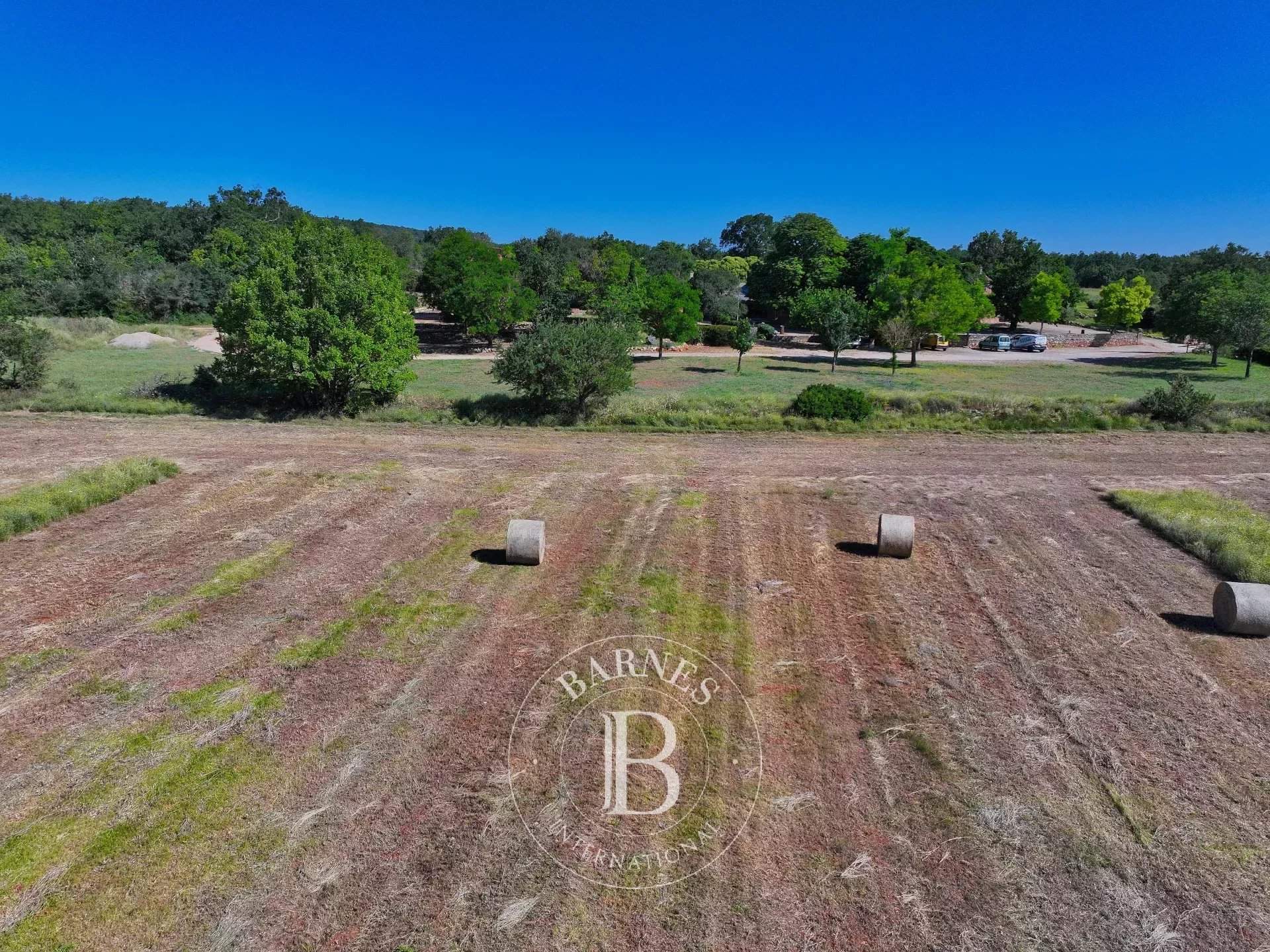 Aix-en-Provence  - Domaine de chasse 15 Pi&egrave;ces 9 Chambres - picture 5