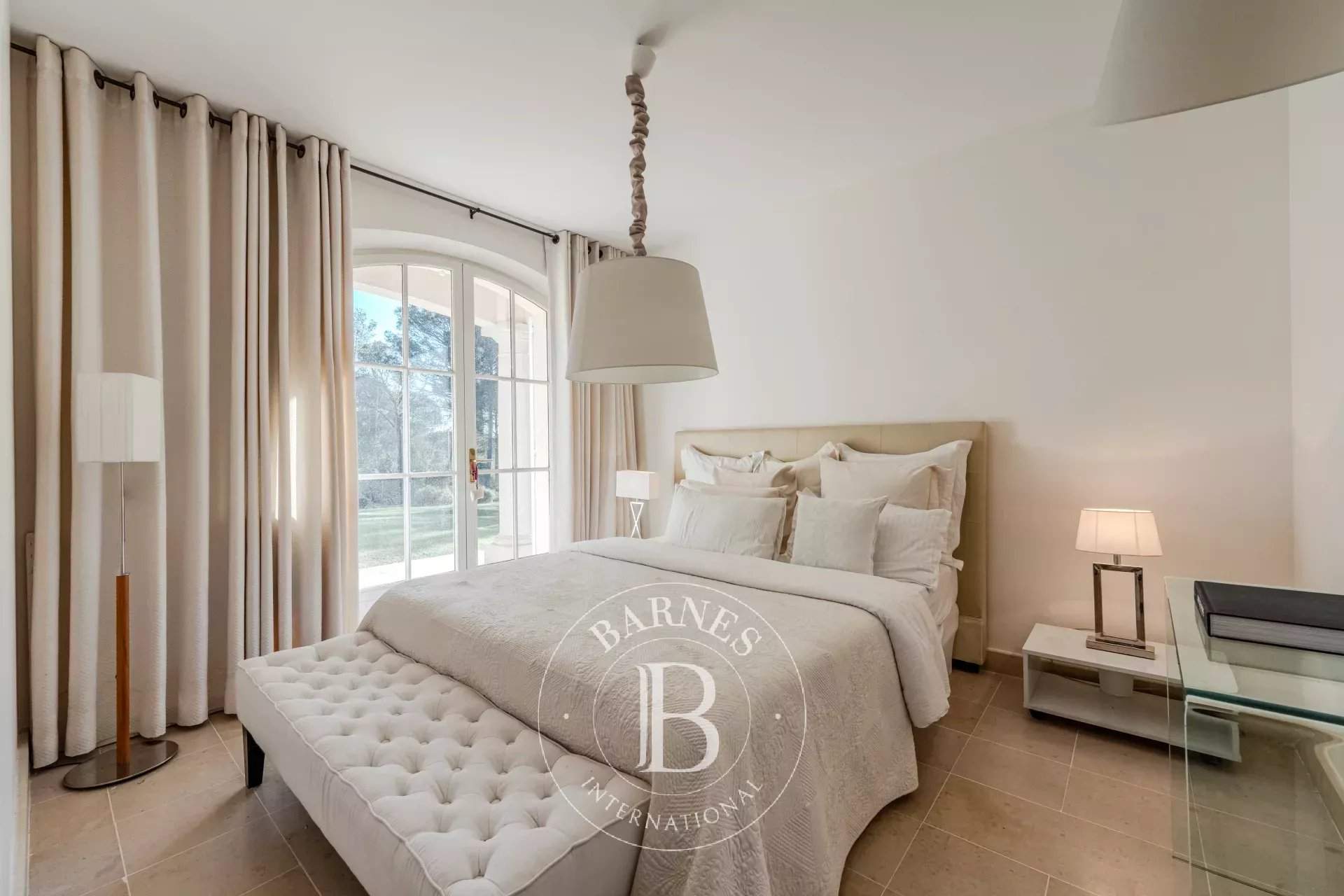 Aix-en-Provence  - Propriété 13 Pi&egrave;ces 8 Chambres - picture 13