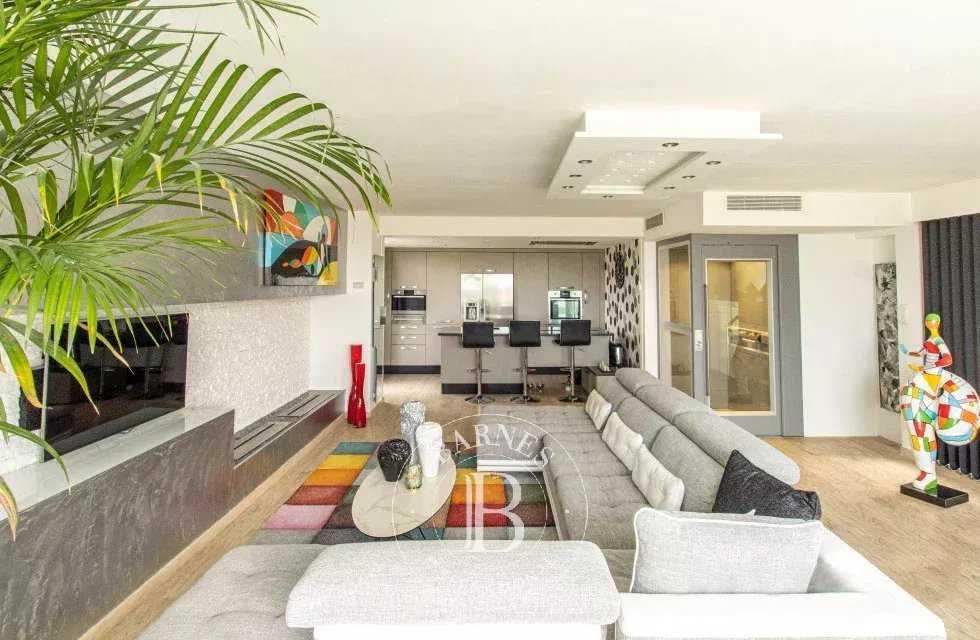 Marseille  - Appartement 5 Pièces 2 Chambres