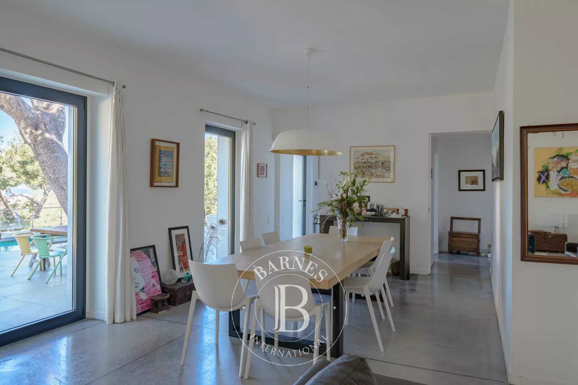 Marseille  - House 4 Bedrooms