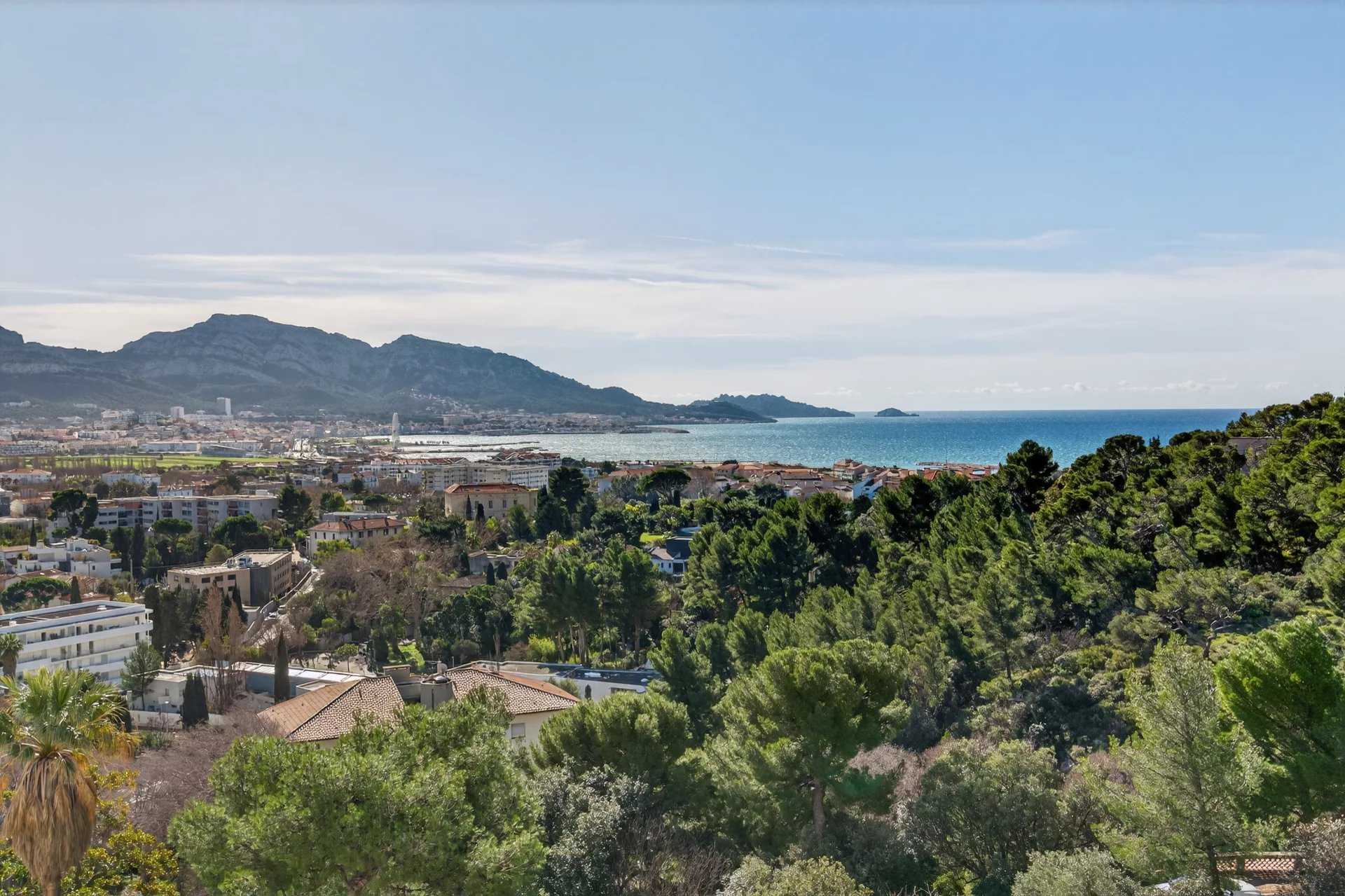 Marseille  - Apartment 2 Bedrooms