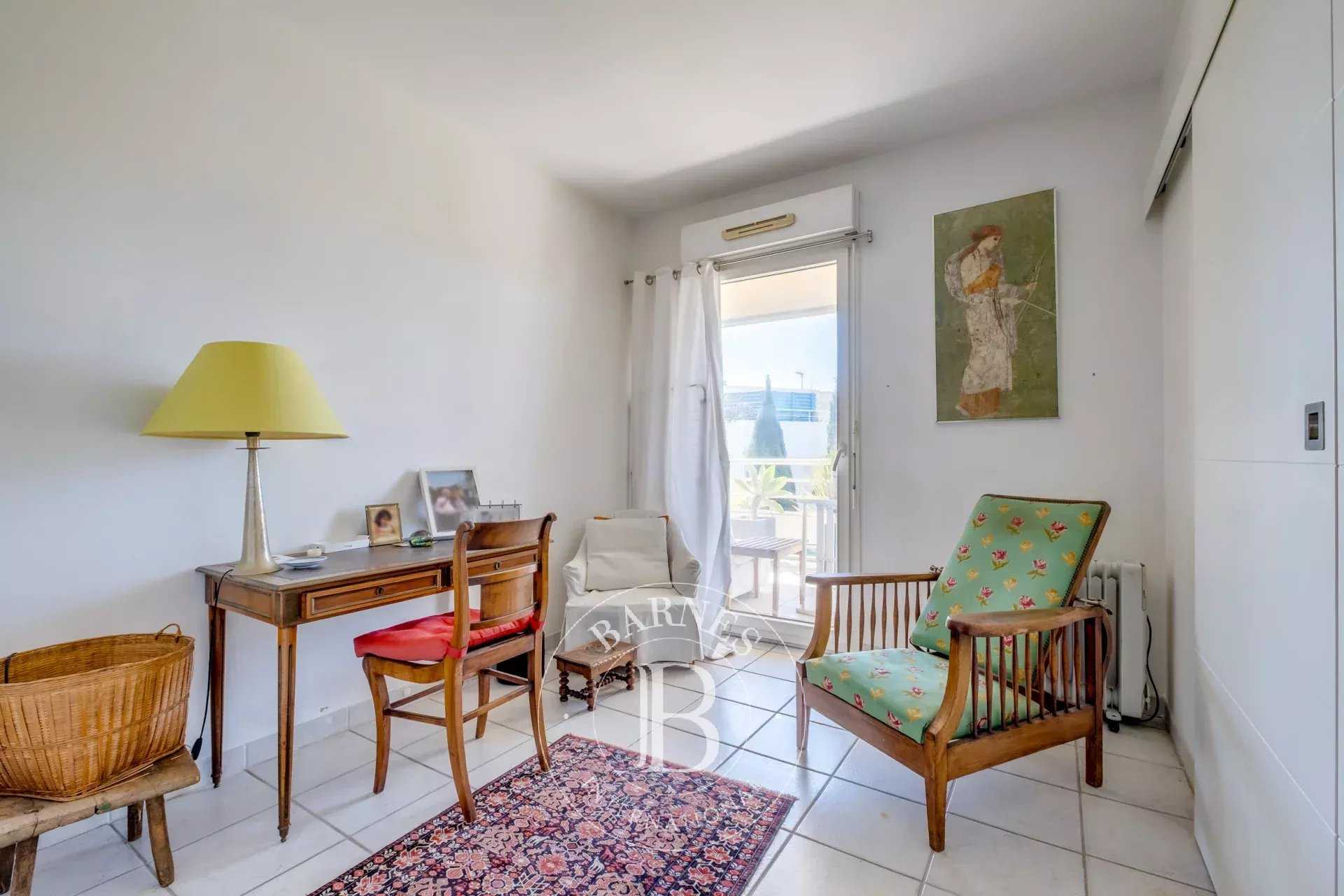 Marseille  - Apartment 2 Bedrooms