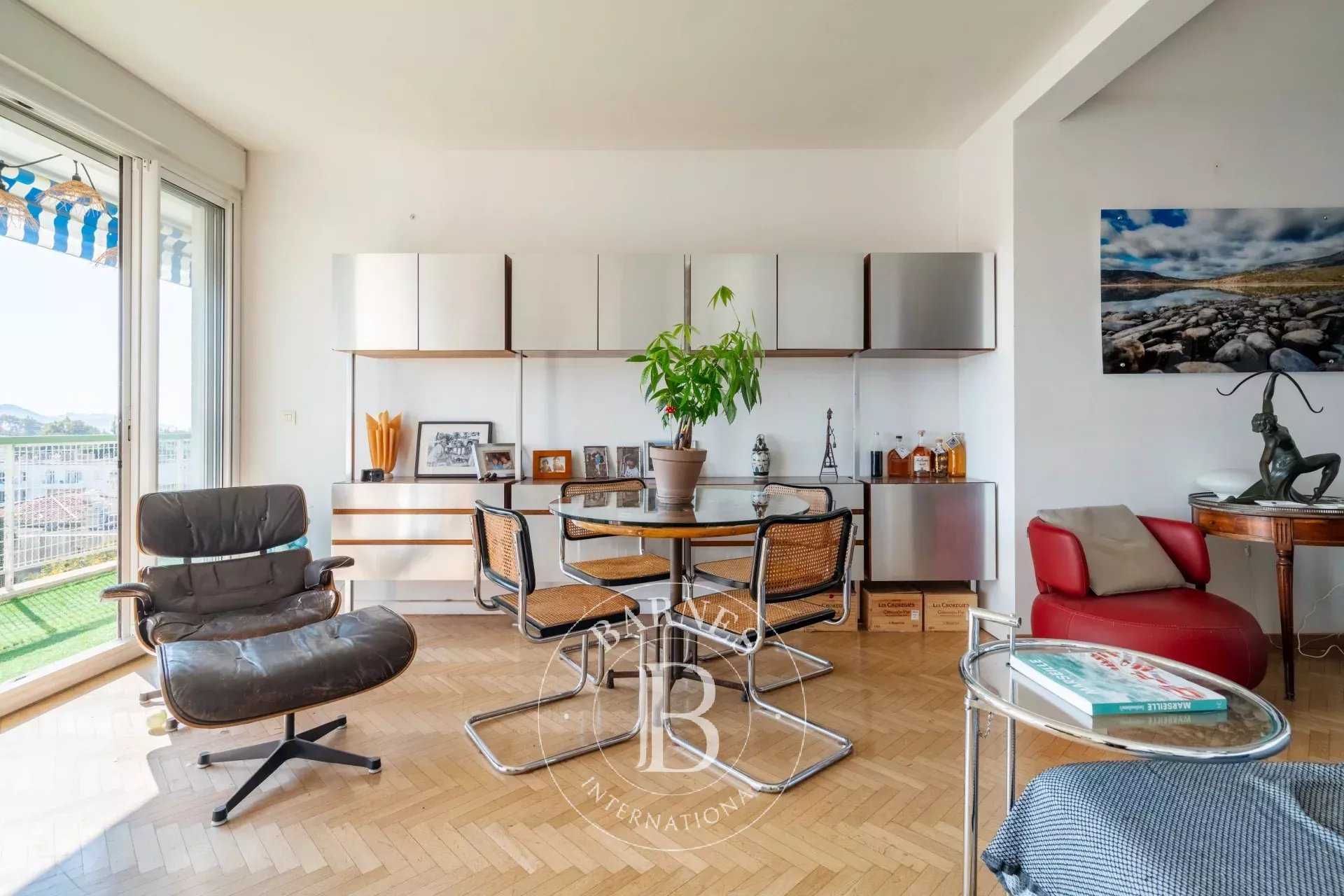 Marseille  - Appartement 3 Pièces 2 Chambres