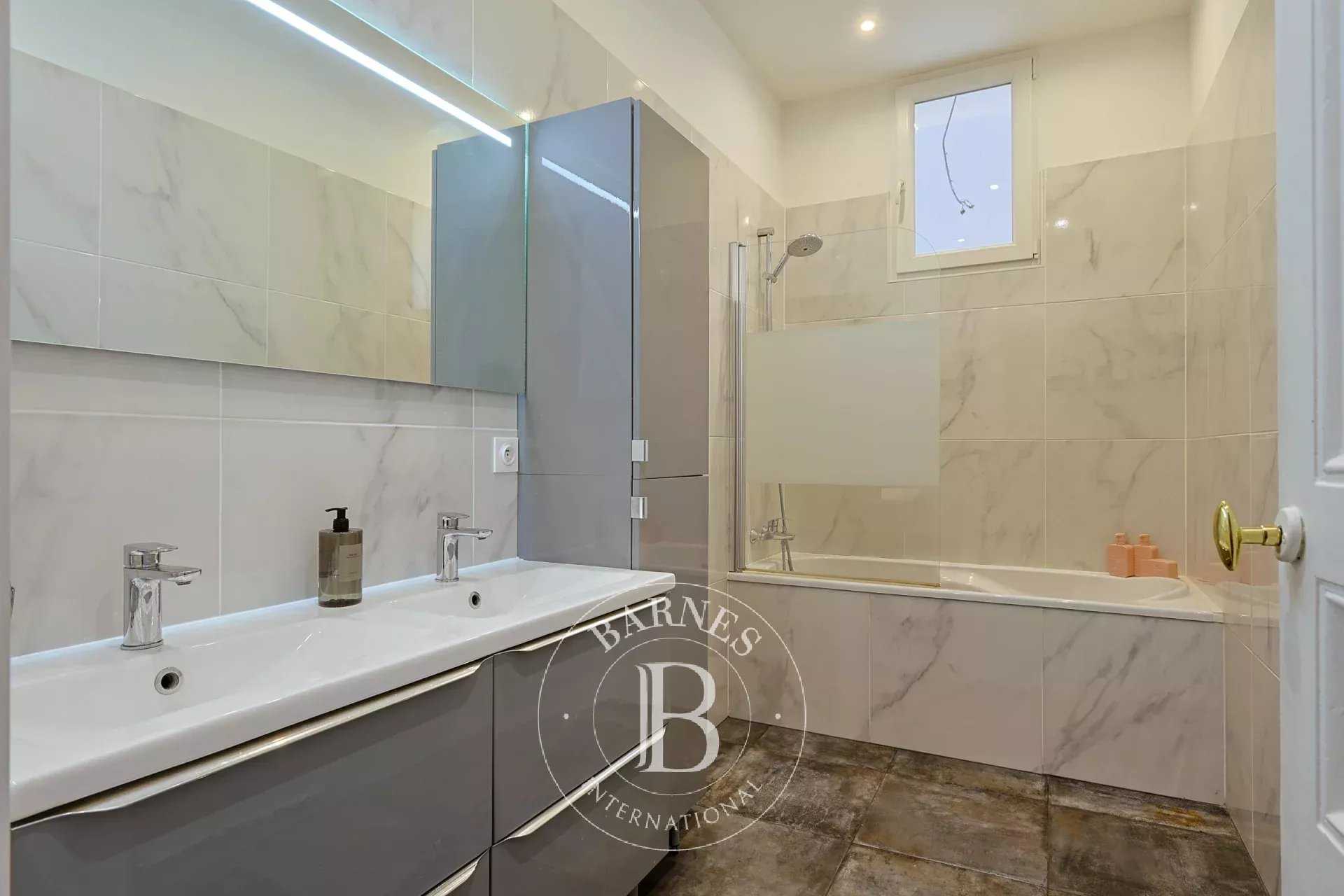 Marseille  - Apartment 3 Bedrooms