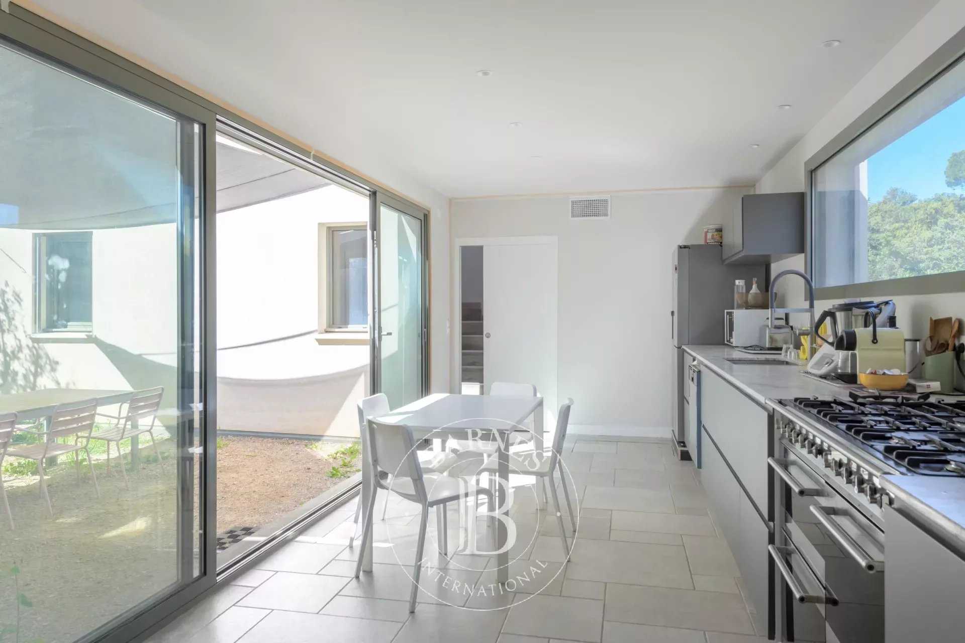 Marseille  - House 4 Bedrooms