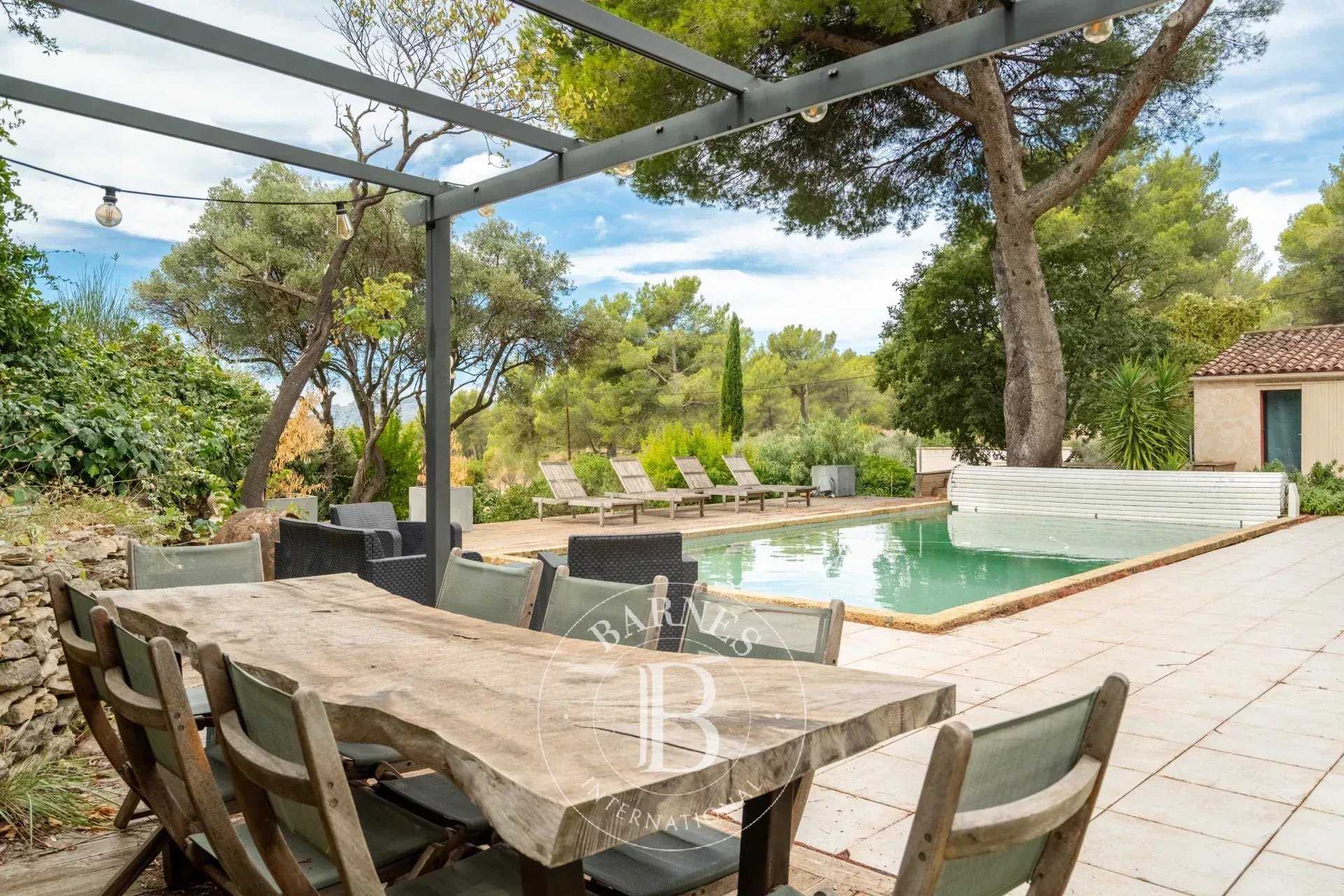 Cassis  - Maison 8 Pièces 4 Chambres