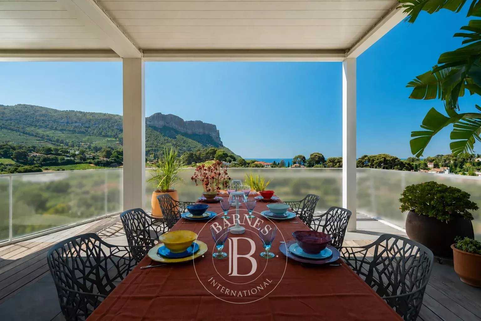Cassis  - Appartement 3 Pi&egrave;ces 2 Chambres