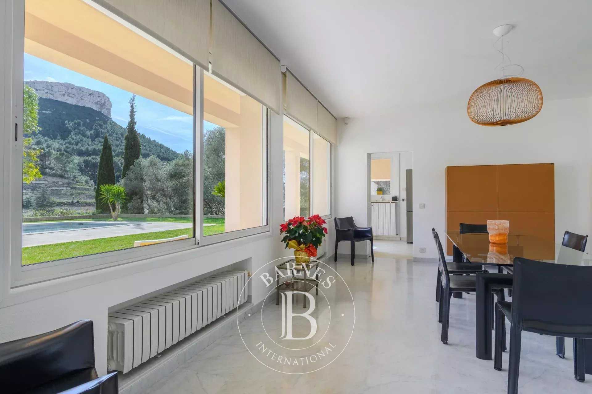 Cassis  - Villa 3 Bedrooms