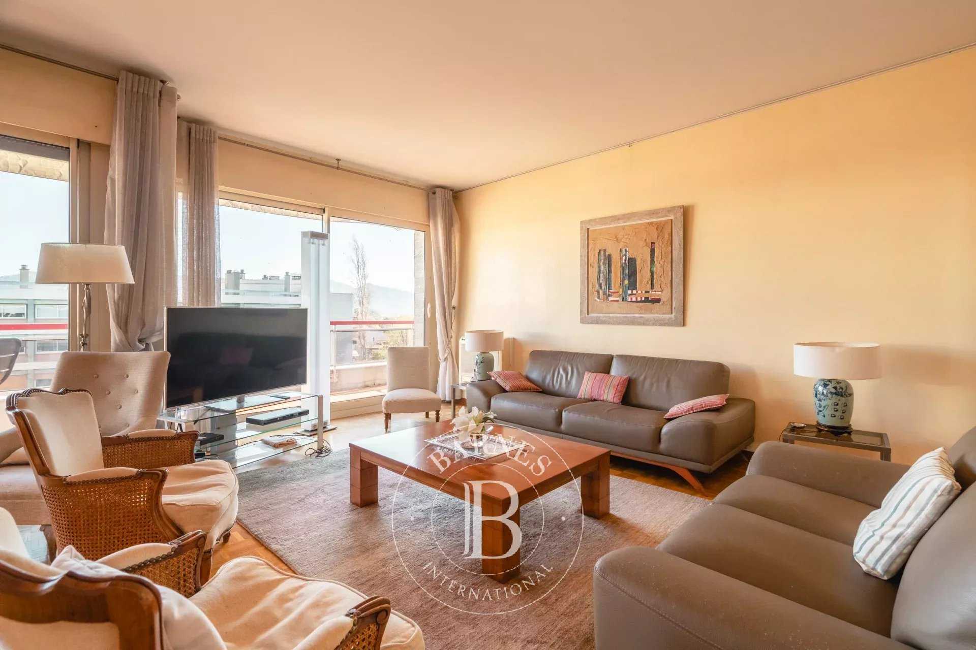 Marseille  - Apartment 4 Bedrooms