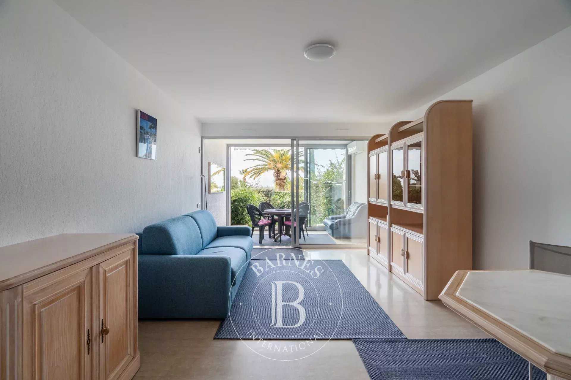 Cassis  - Appartement 2 Pi&egrave;ces, 1 Chambre