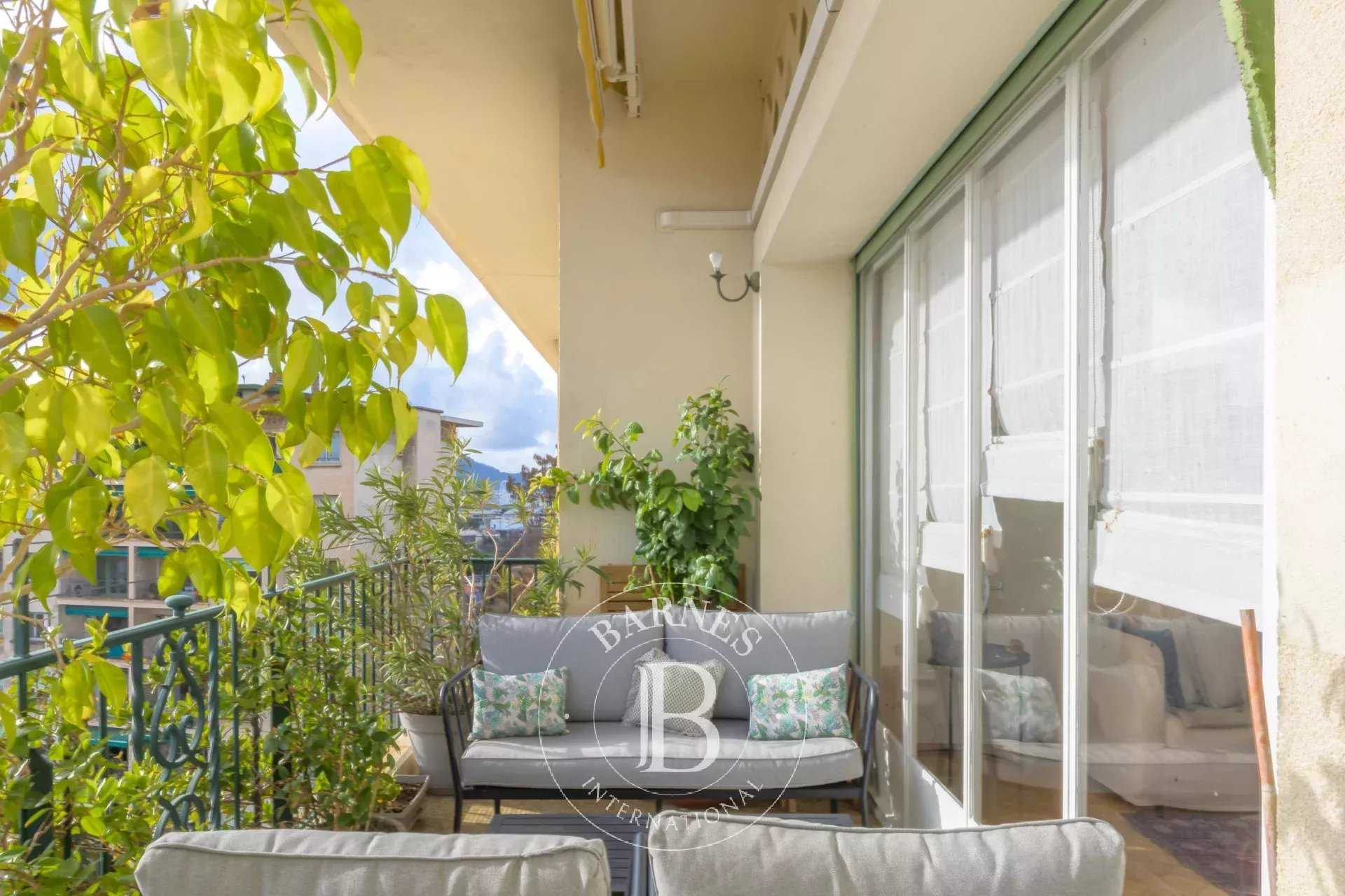 Marseille  - Apartment 2 Bedrooms