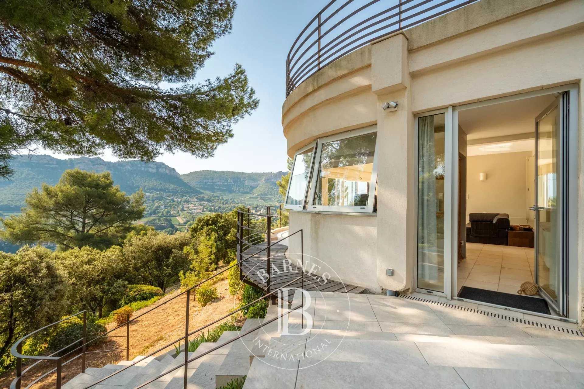 Cassis  - House 4 Bedrooms