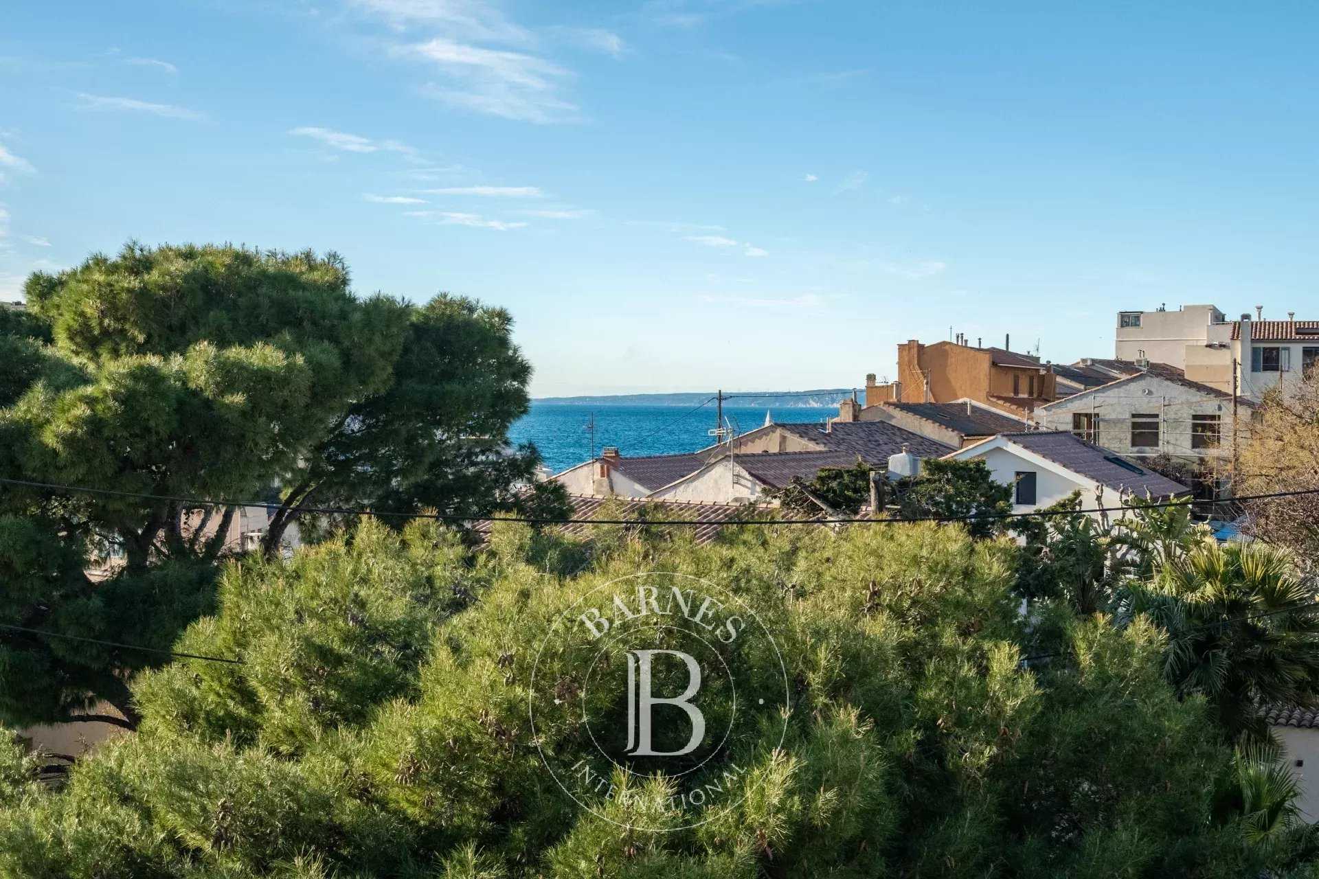Marseille  - Apartment 3 Bedrooms