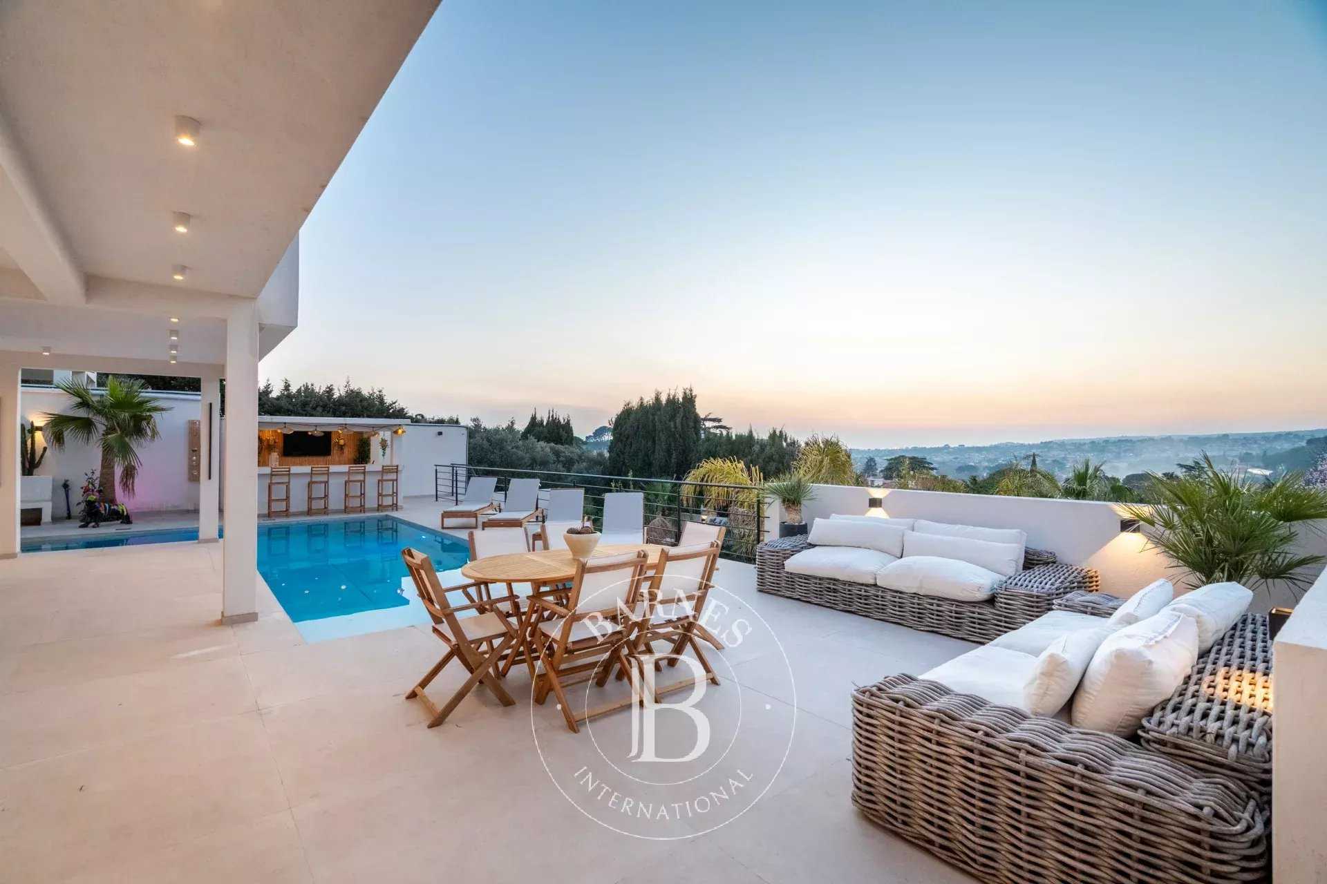 Allauch  - Maison 4 Pi&egrave;ces 3 Chambres