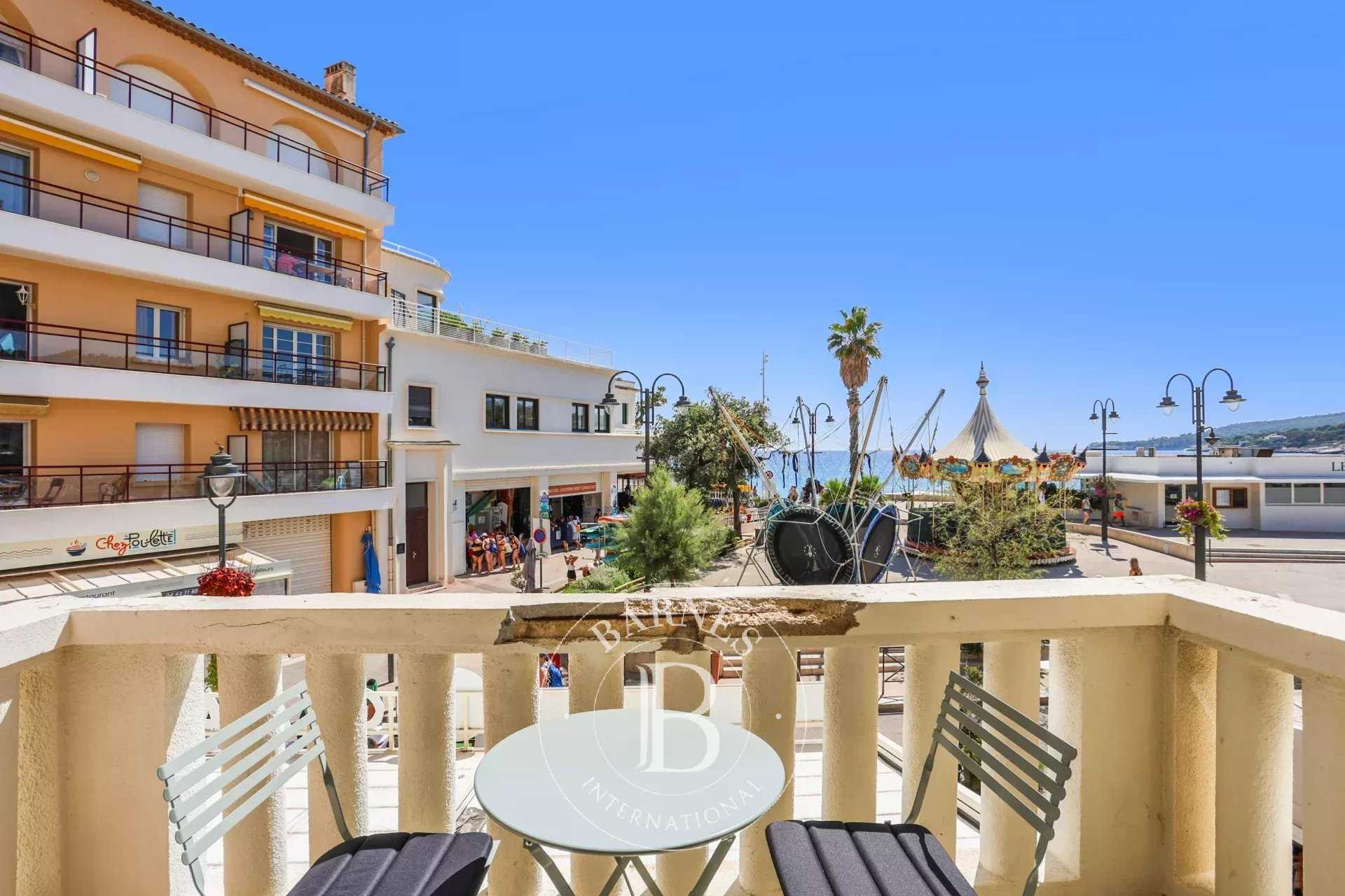 Cassis  - Appartement 2 Pièces, 1 Chambre