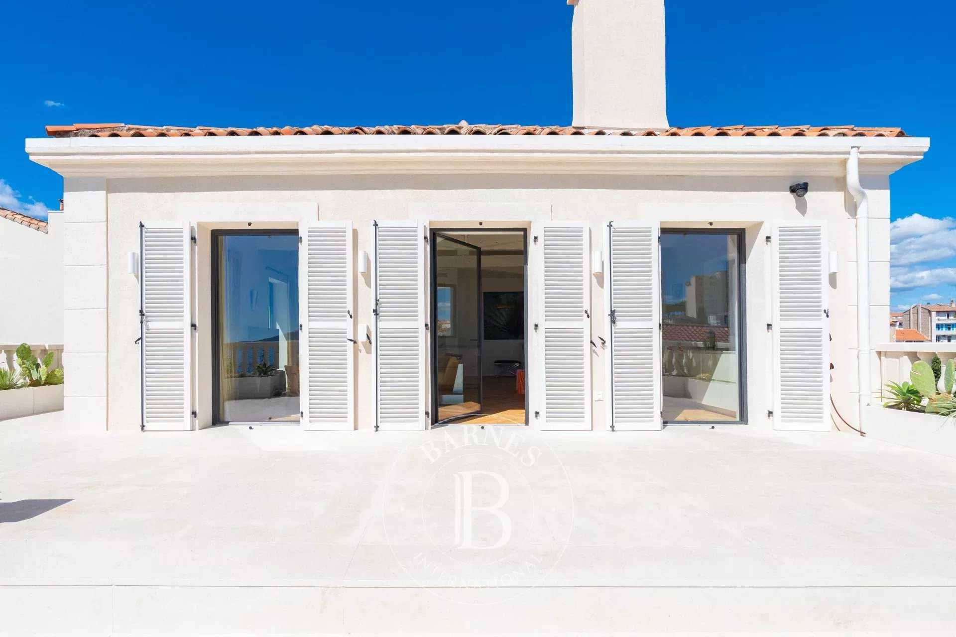 Marseille  - Villa 5 Pièces 4 Chambres