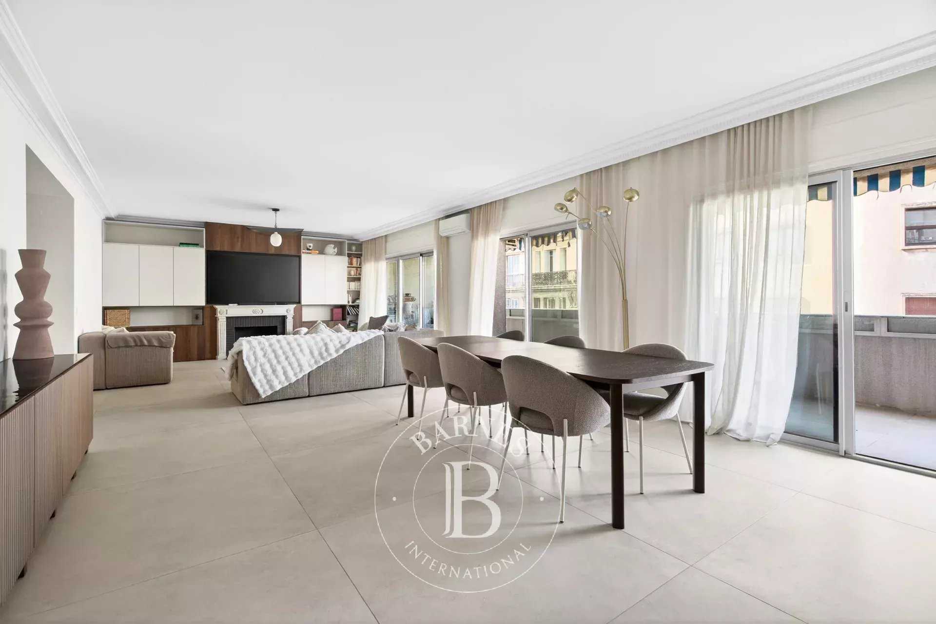 Marseille  - Apartment 3 Bedrooms