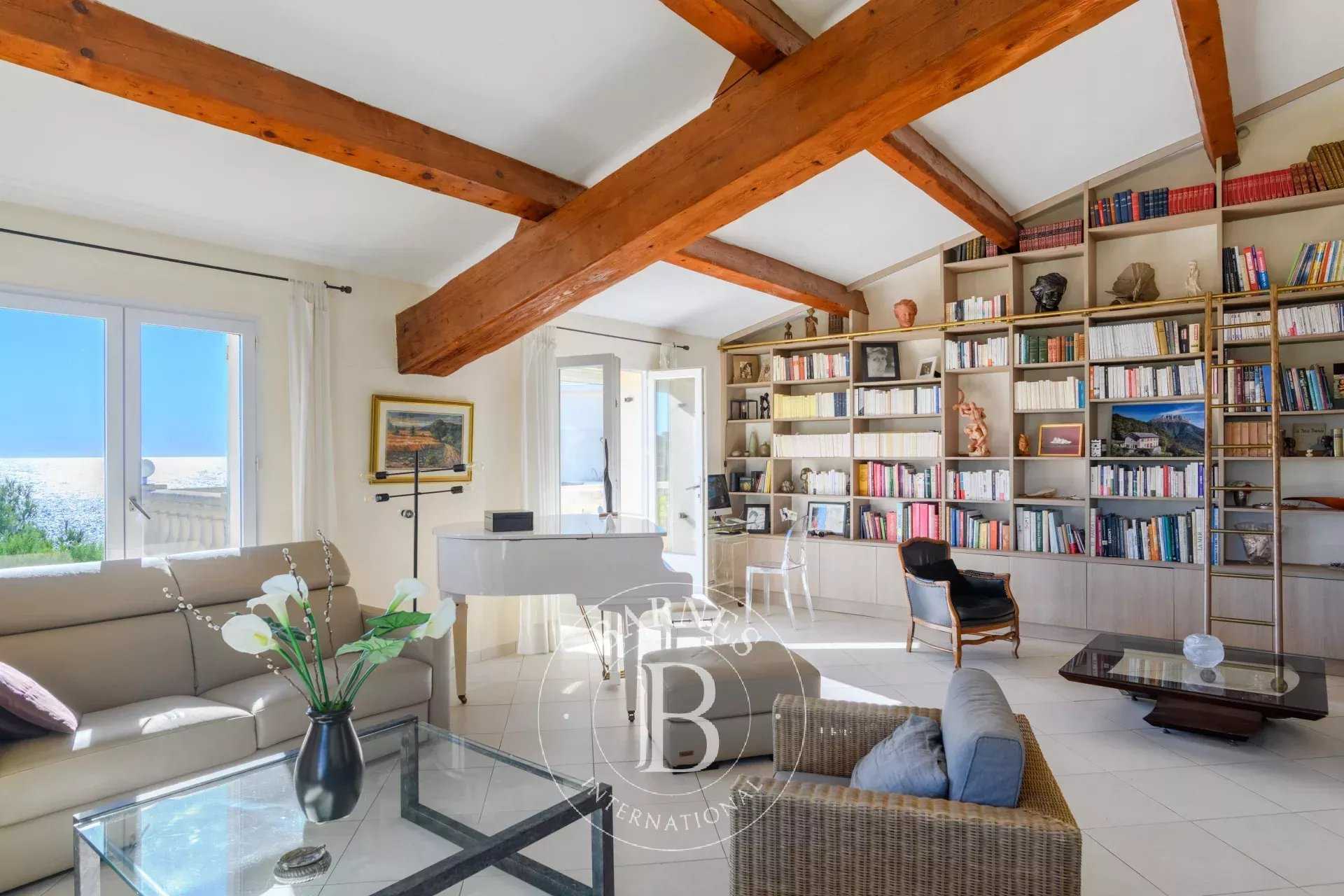 Martigues  - Villa 6 Pièces 4 Chambres