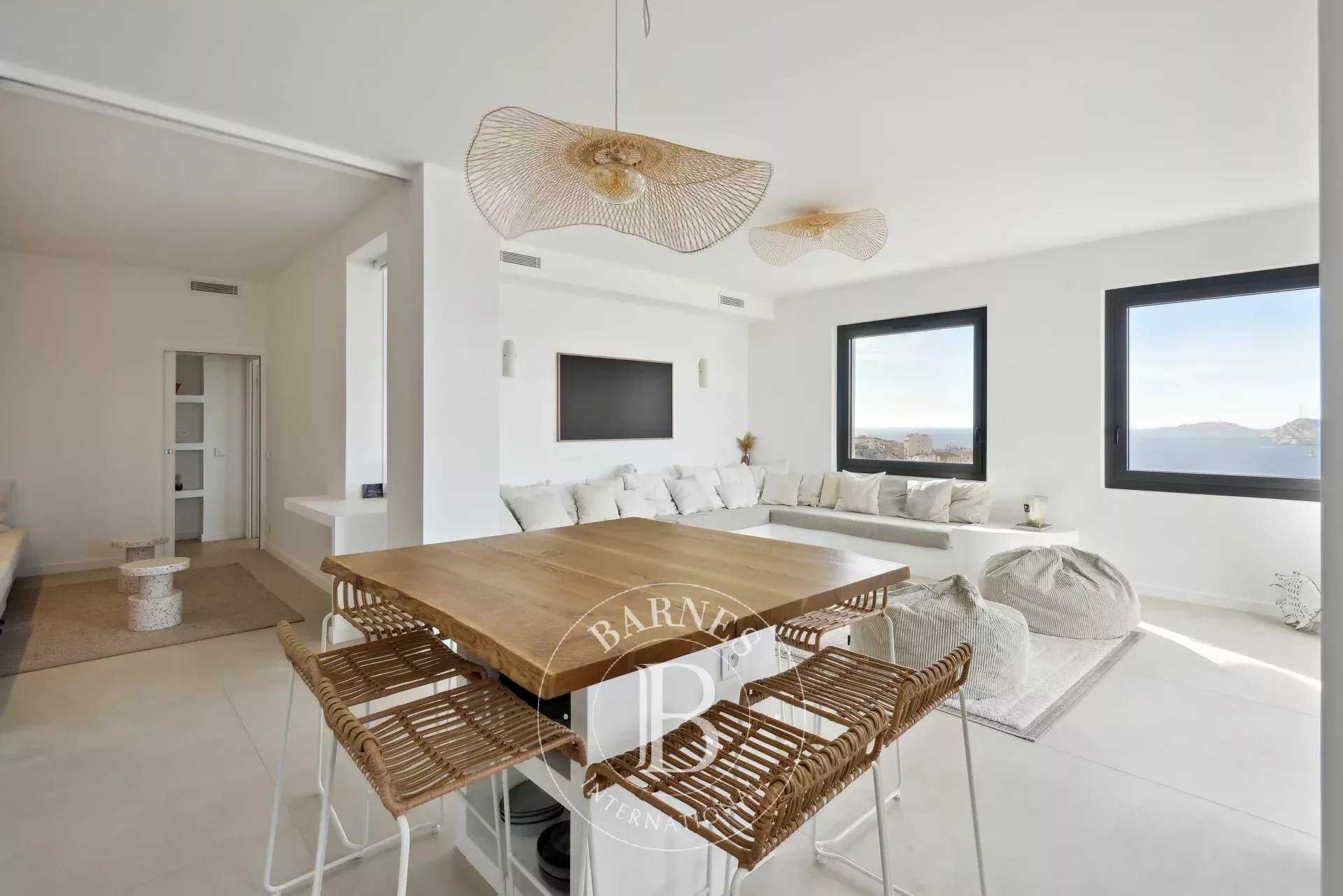 Marseille  - Apartment 3 Bedrooms