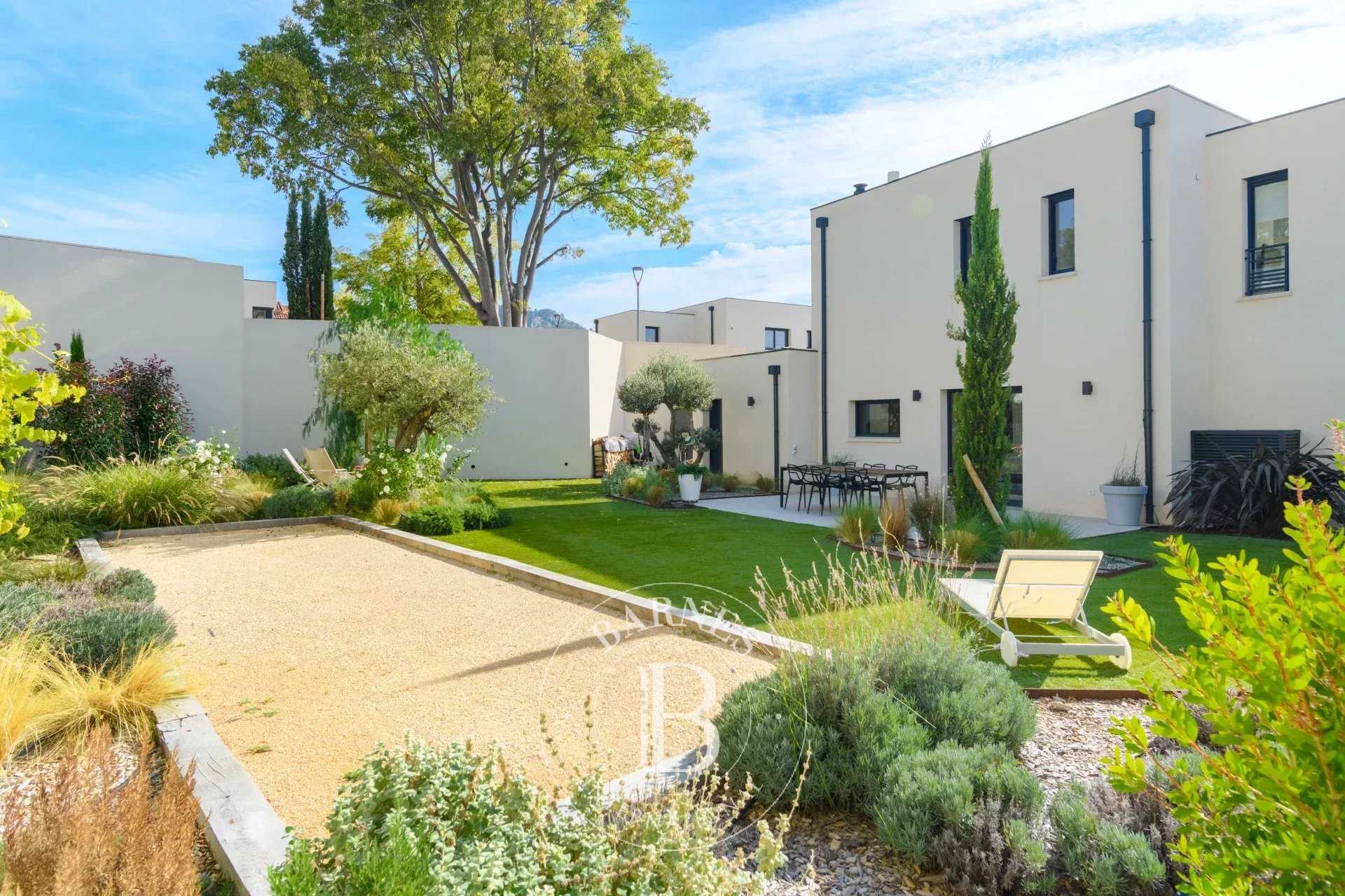 Marseille  - House 3 Bedrooms