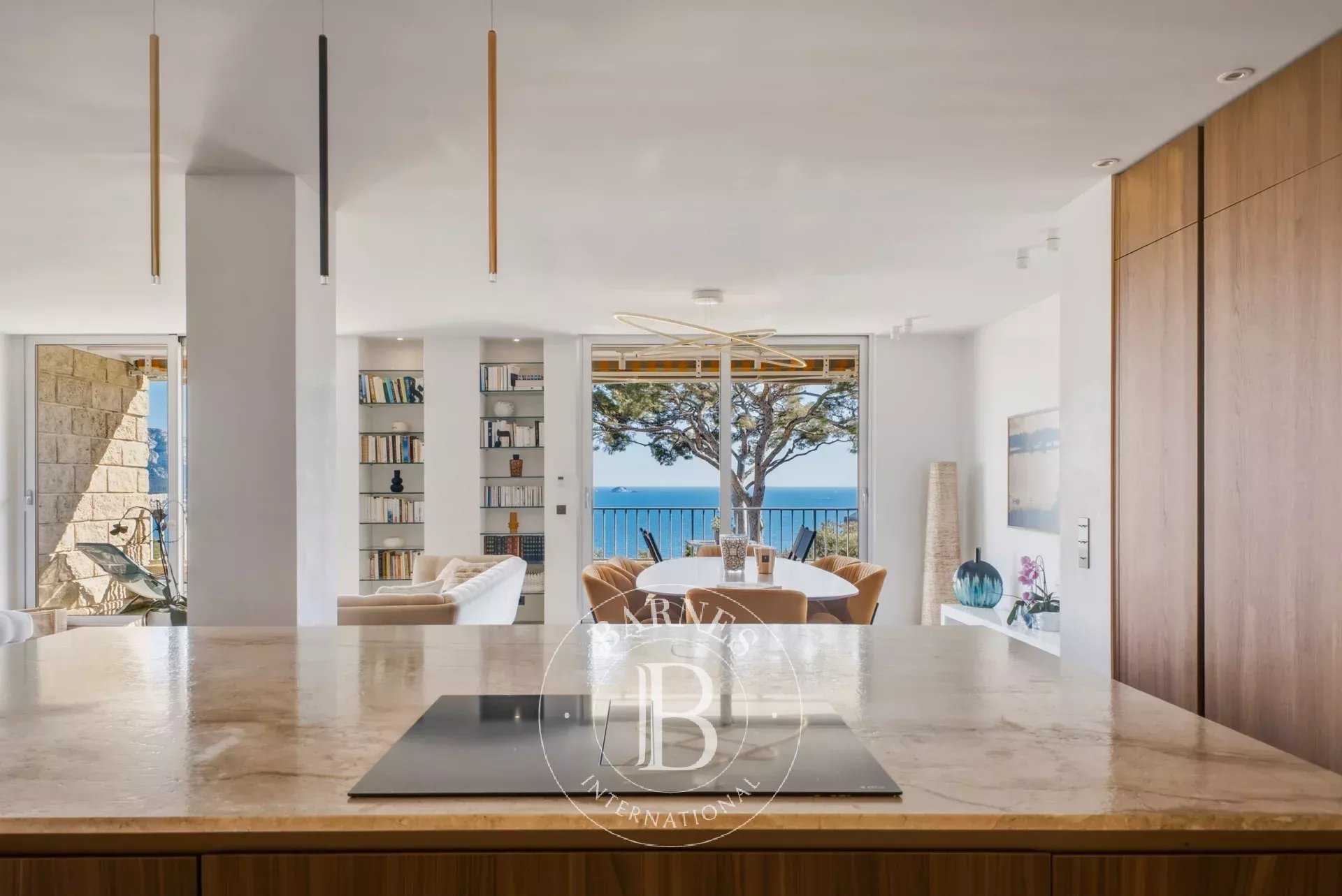 Marseille  - Apartment 3 Bedrooms