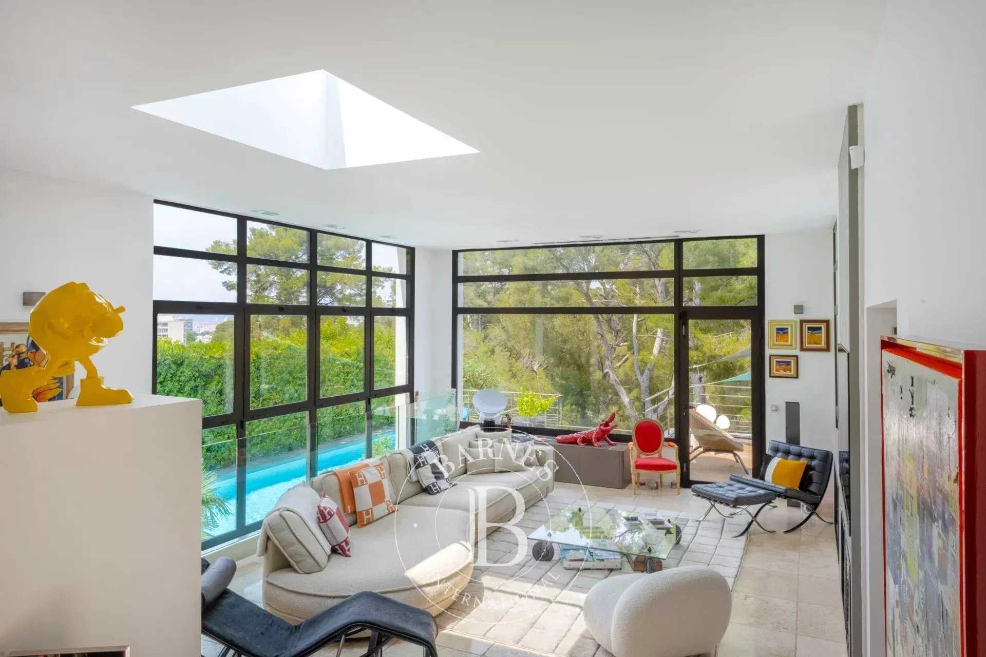 Marseille  - Maison 5 Pièces 4 Chambres