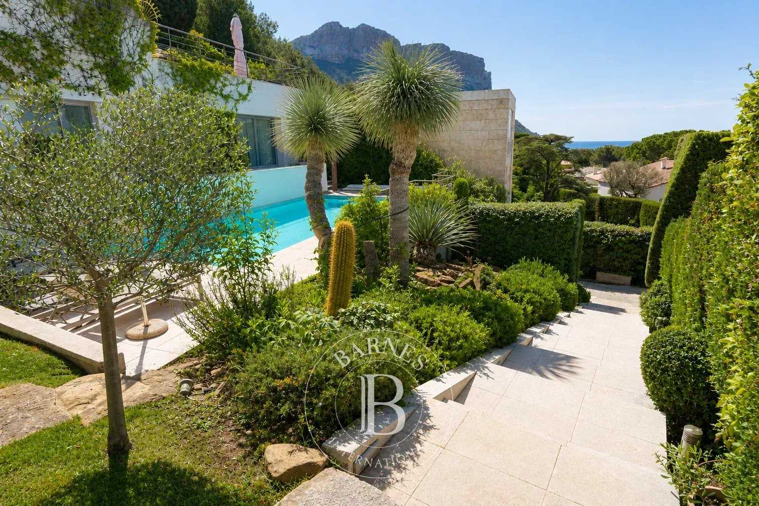 Cassis  - House 7 Bedrooms