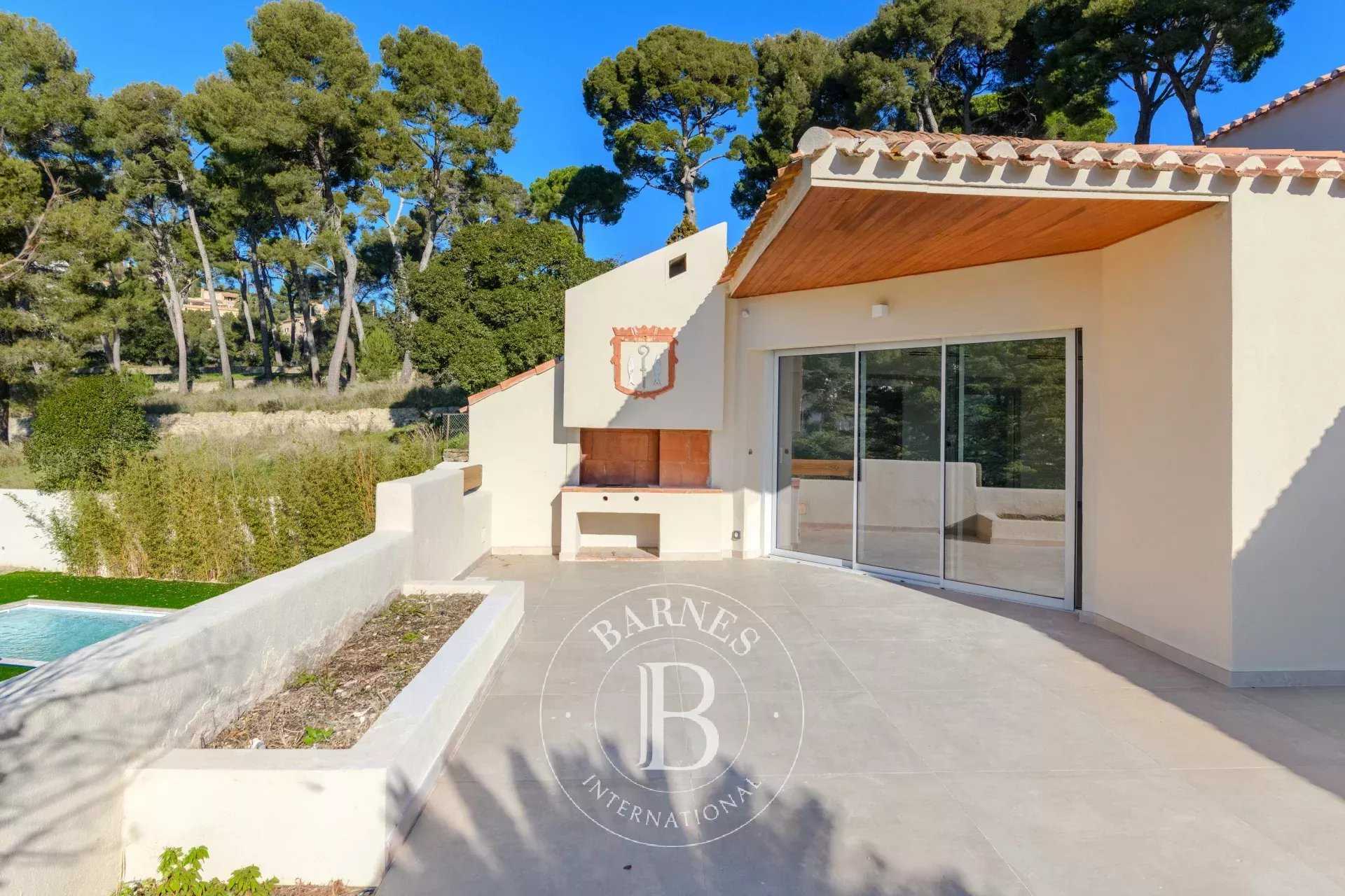 Cassis  - Villa 7 Pi&egrave;ces 4 Chambres