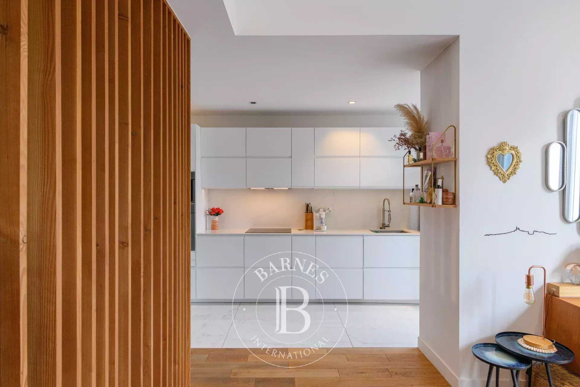 Marseille  - Appartement 3 Pièces 2 Chambres