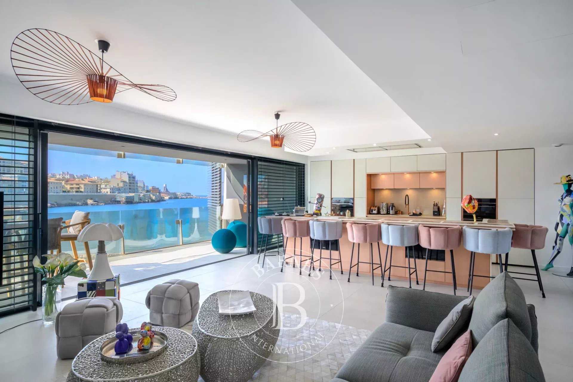 Marseille  - Appartement 