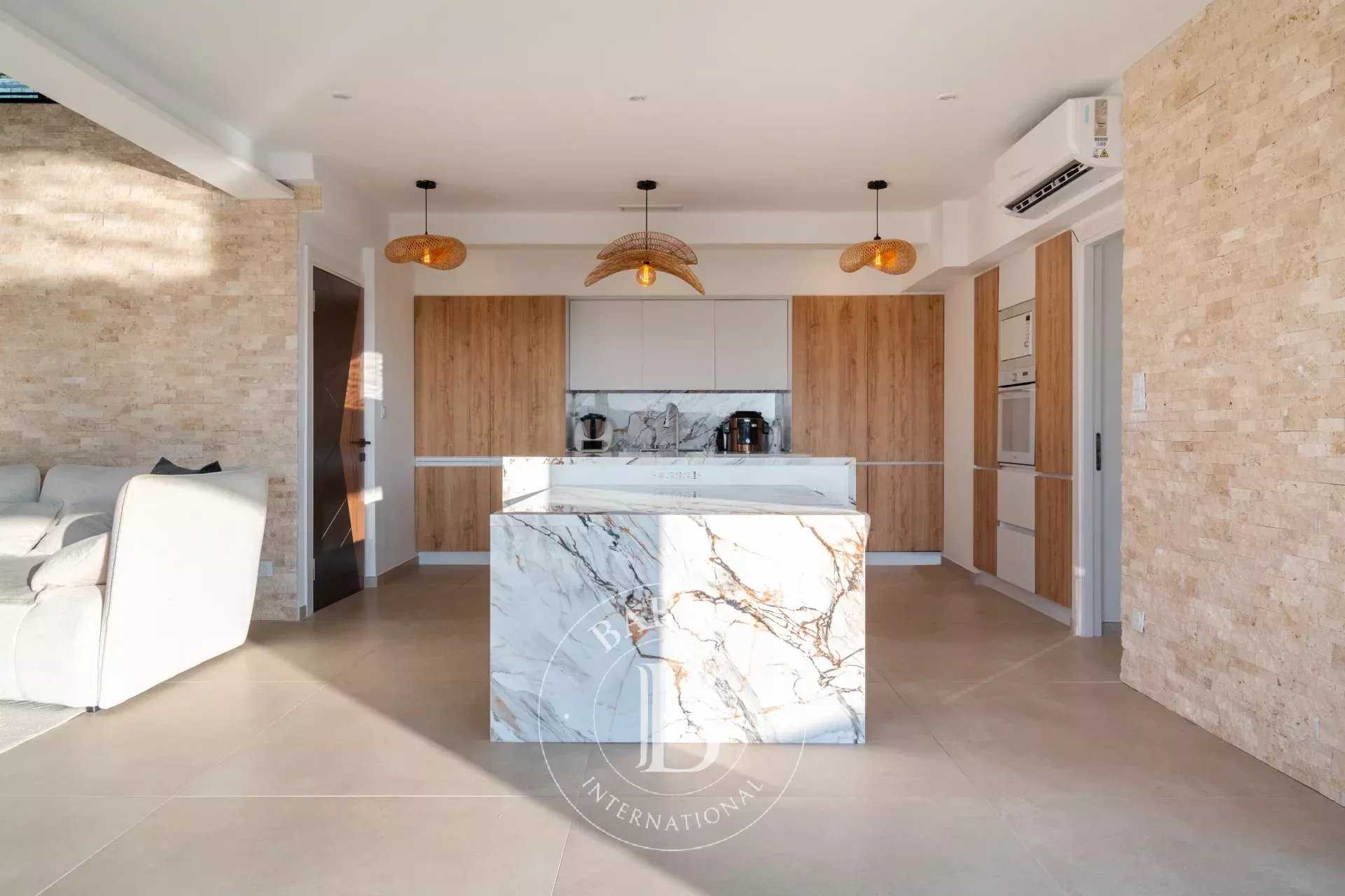 Allauch  - Maison 4 Pi&egrave;ces 3 Chambres