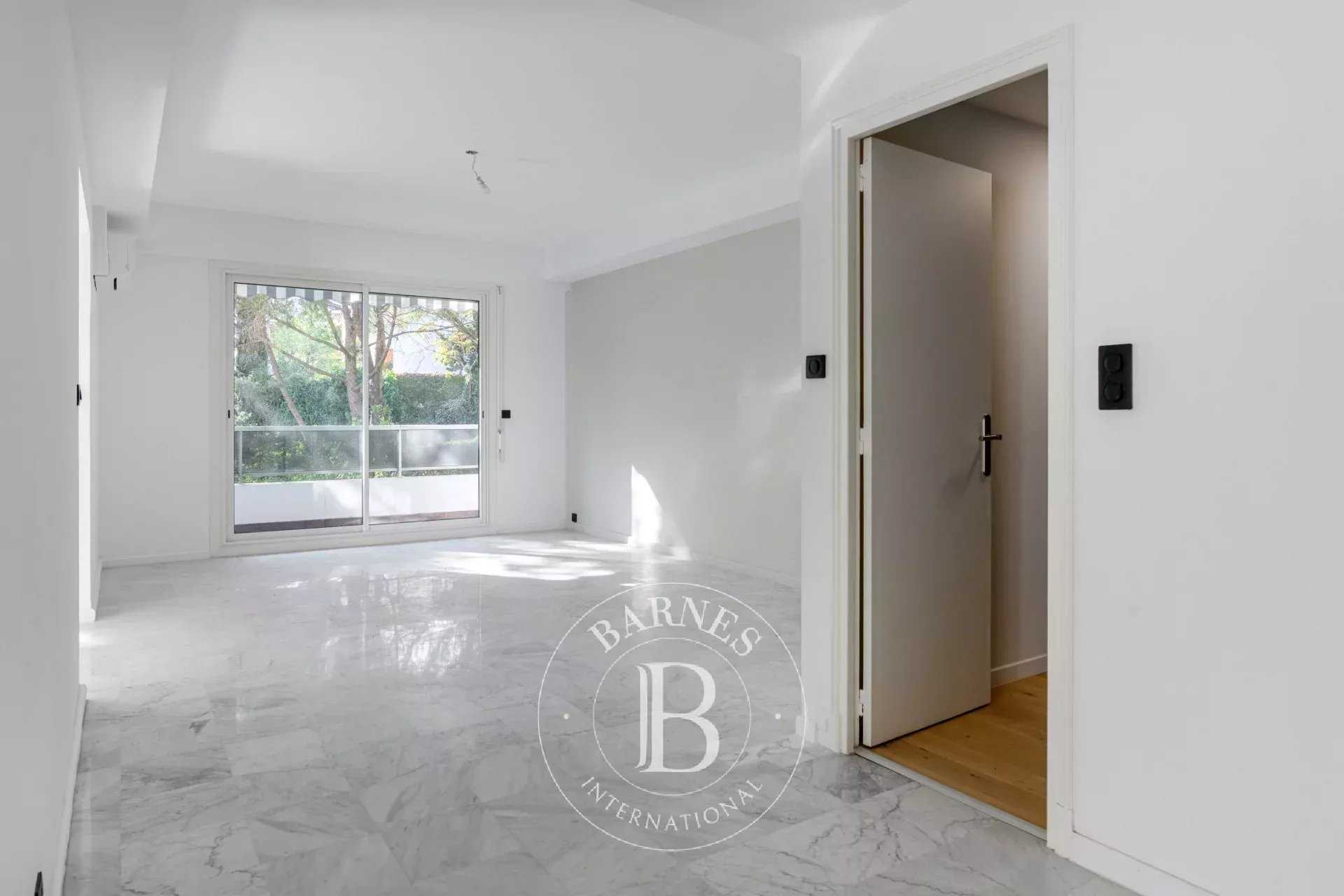 Marseille  - Appartement 6 Pièces 3 Chambres