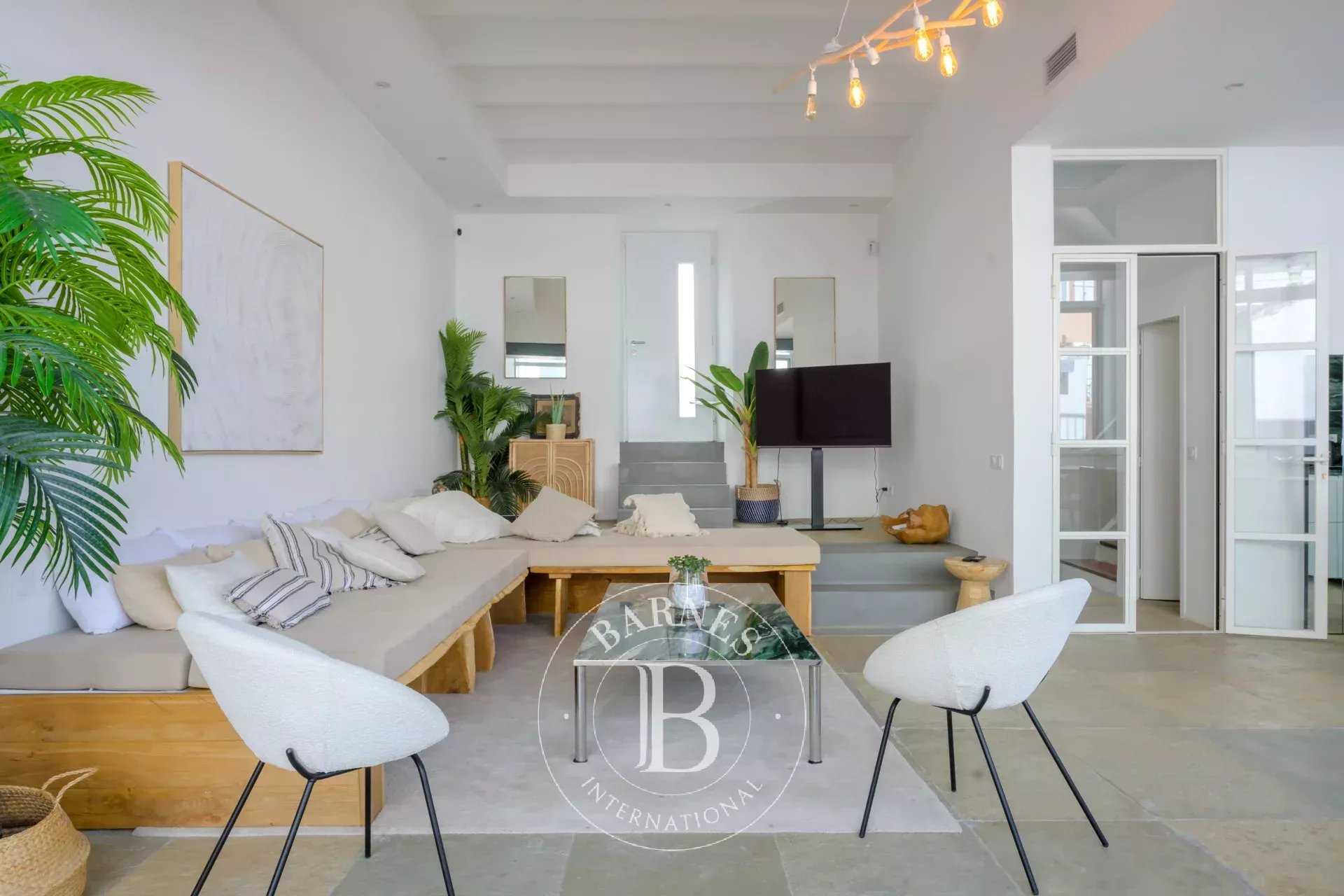Marseille  - House 4 Bedrooms