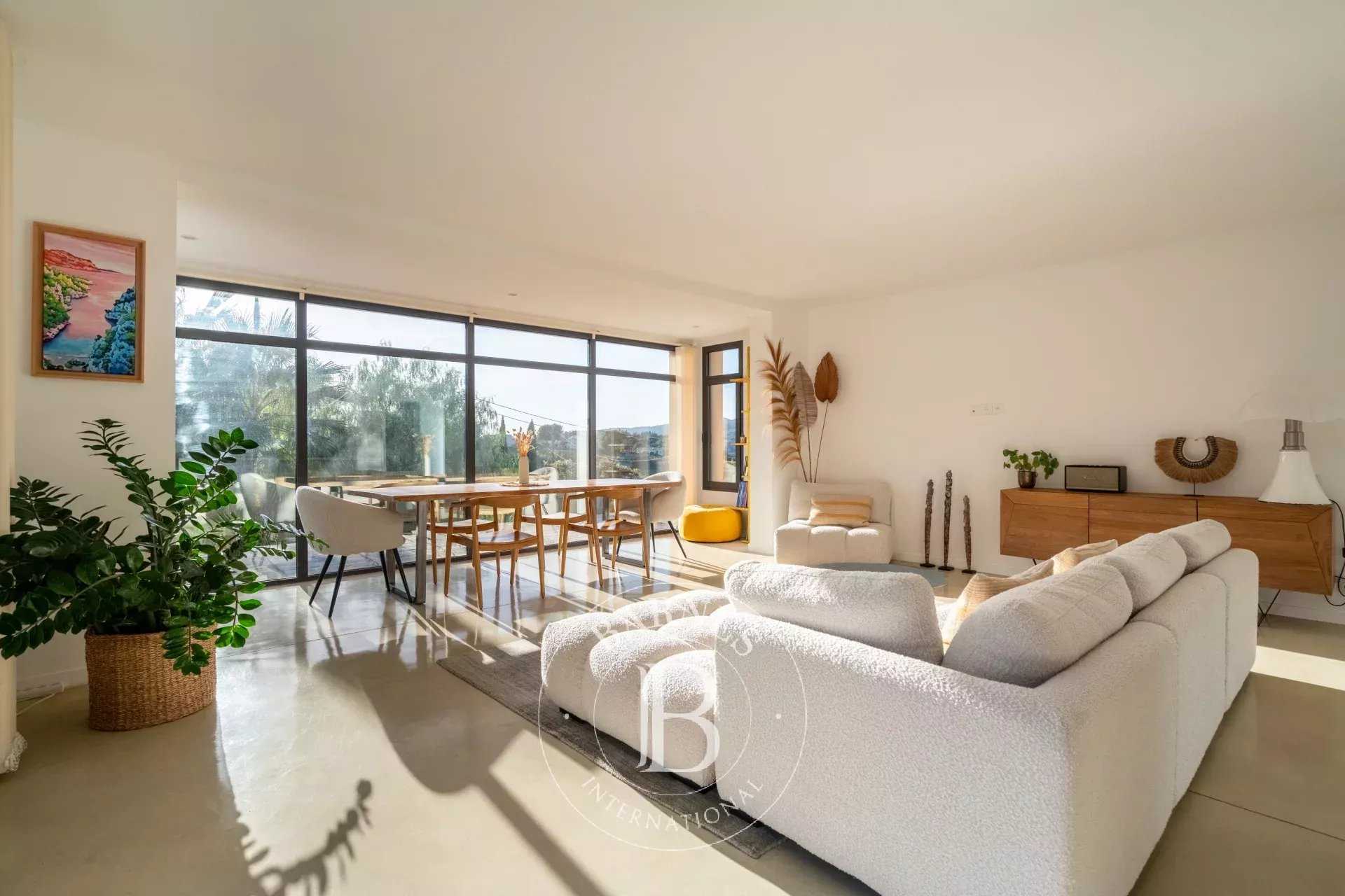 Cassis  - House 4 Bedrooms