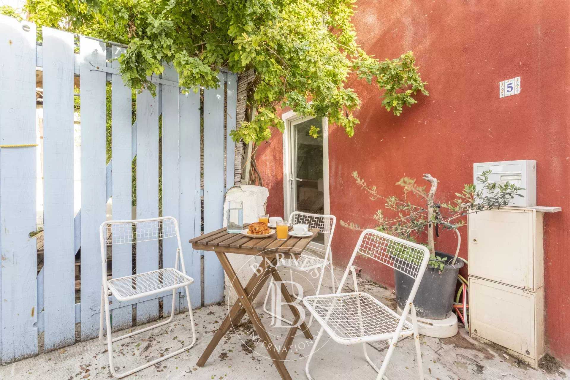 Marseille  - Maison 3 Pi&egrave;ces 2 Chambres