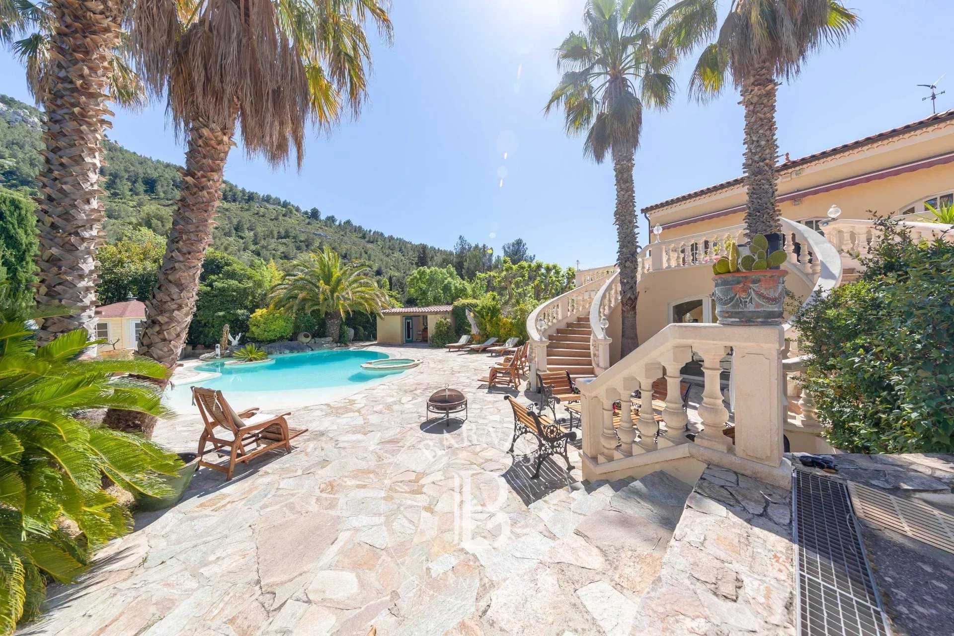 Marseille  - House 5 Bedrooms