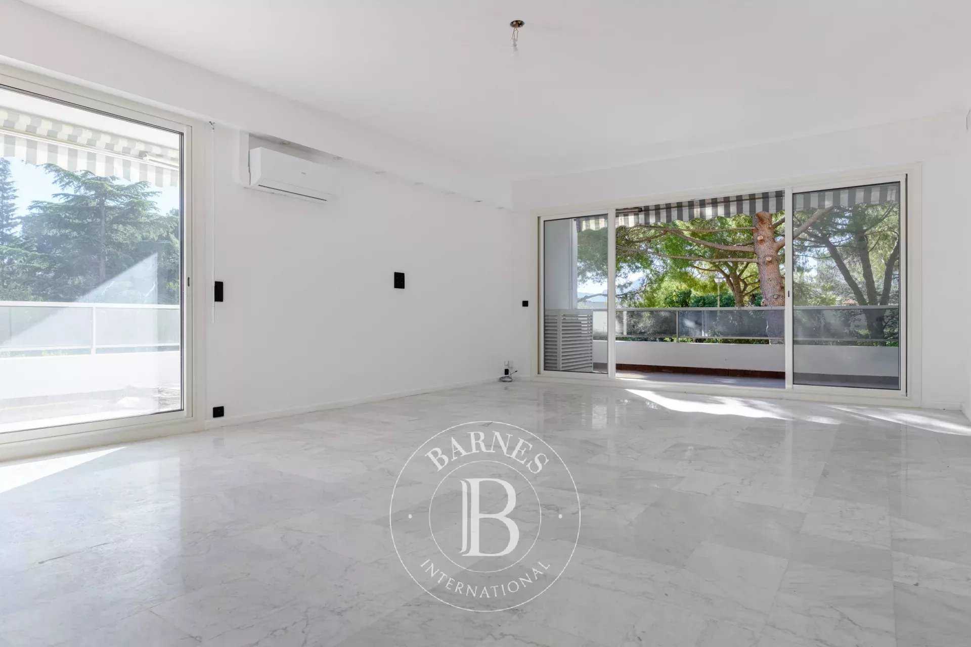 Marseille  - Apartment 3 Bedrooms
