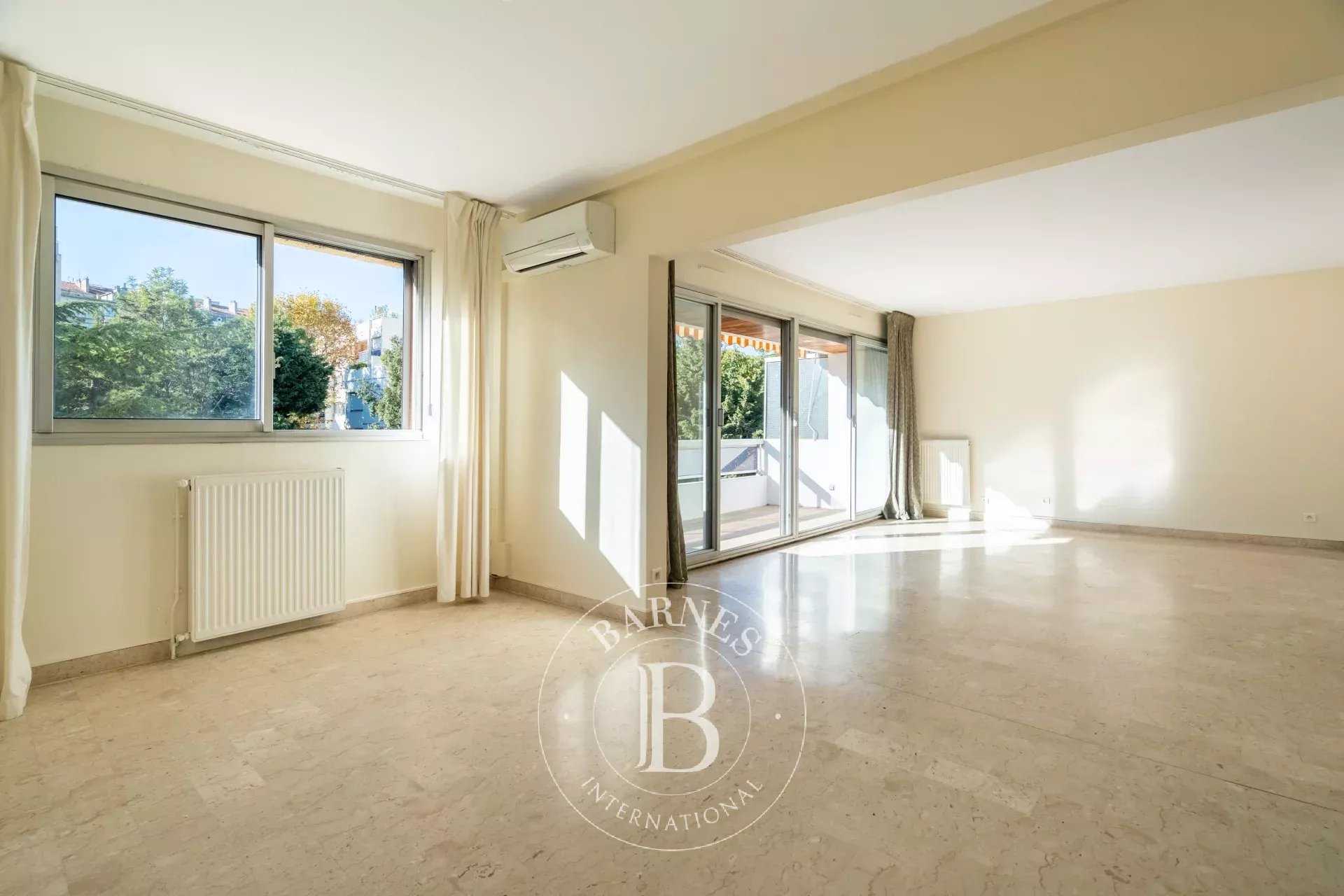 Marseille  - Apartment 2 Bedrooms