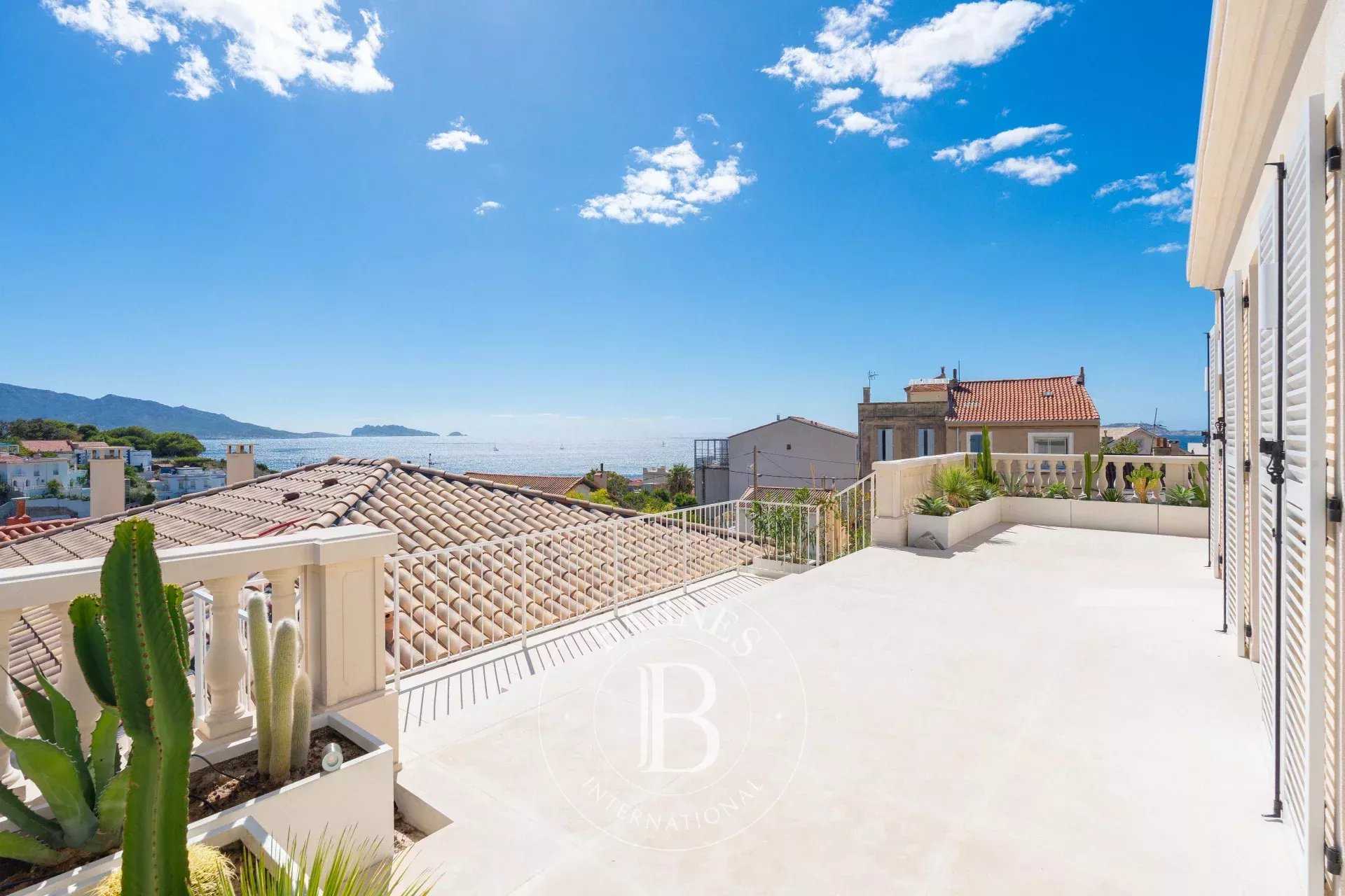 Marseille  - Villa 5 Pièces 4 Chambres