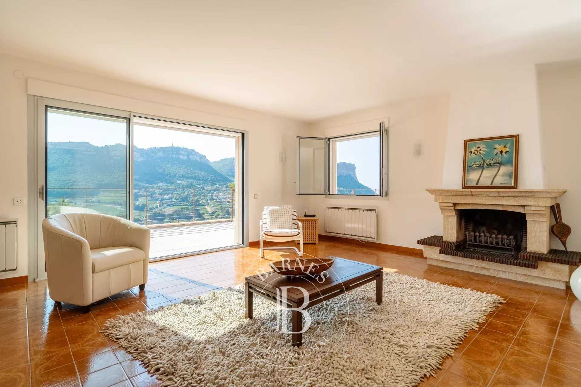Cassis  - House 4 Bedrooms
