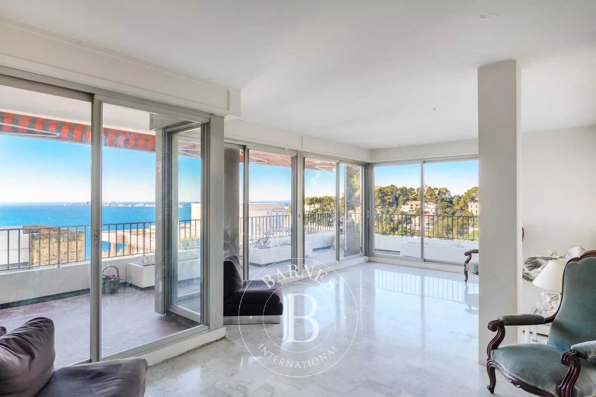 Marseille  - Apartment 3 Bedrooms