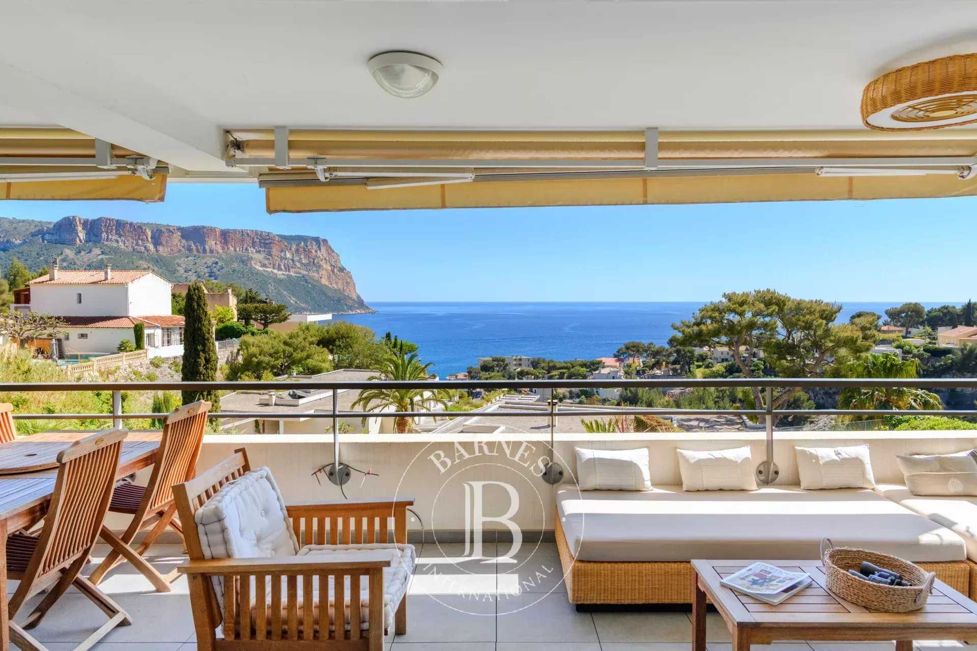 Cassis  - Appartement 3 Pi&egrave;ces 2 Chambres