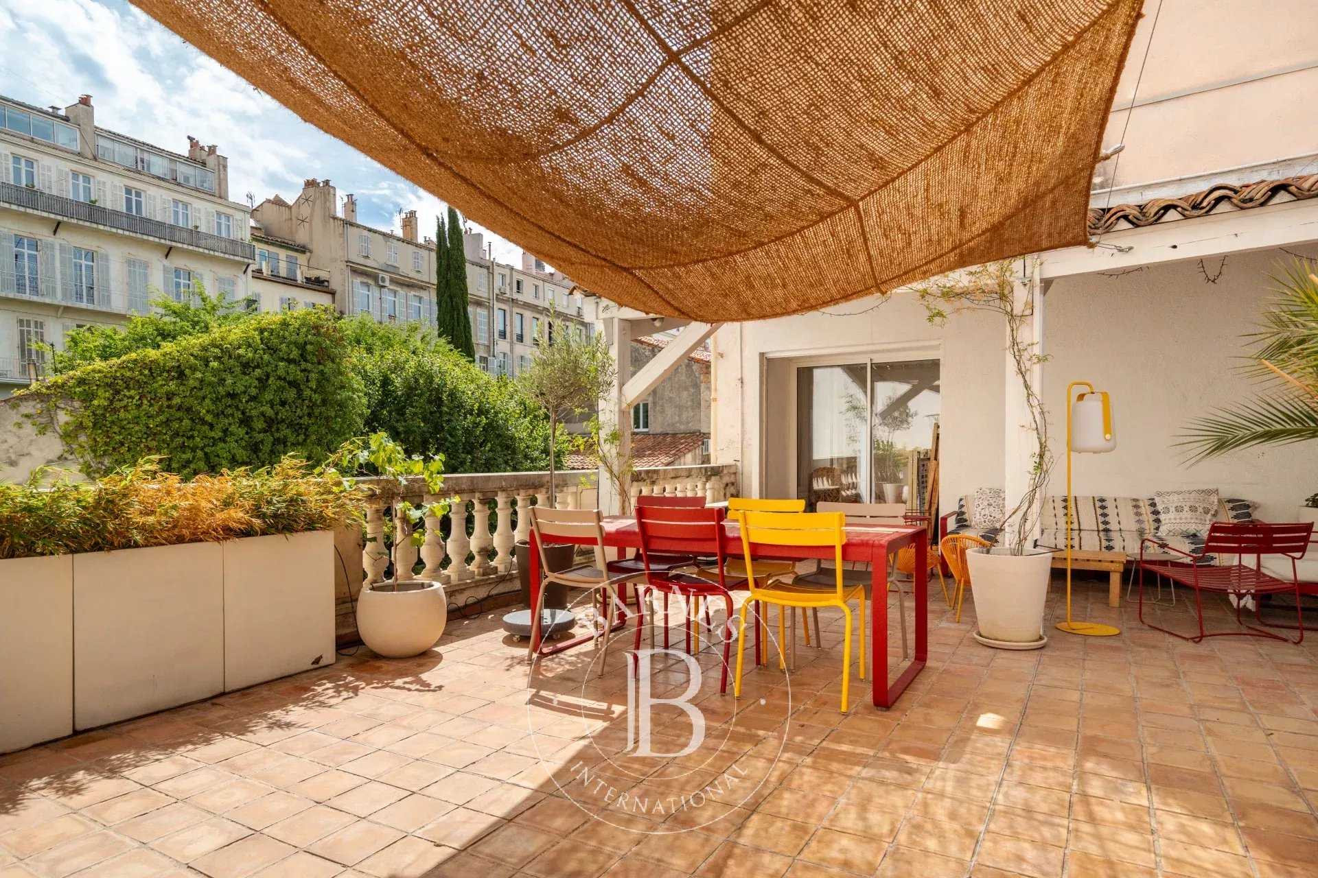 Marseille  - Appartement 6 Pièces 4 Chambres