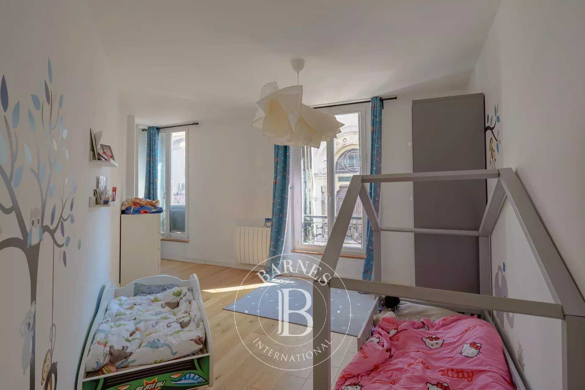 Marseille  - Piso 3 Cuartos 2 Habitaciones