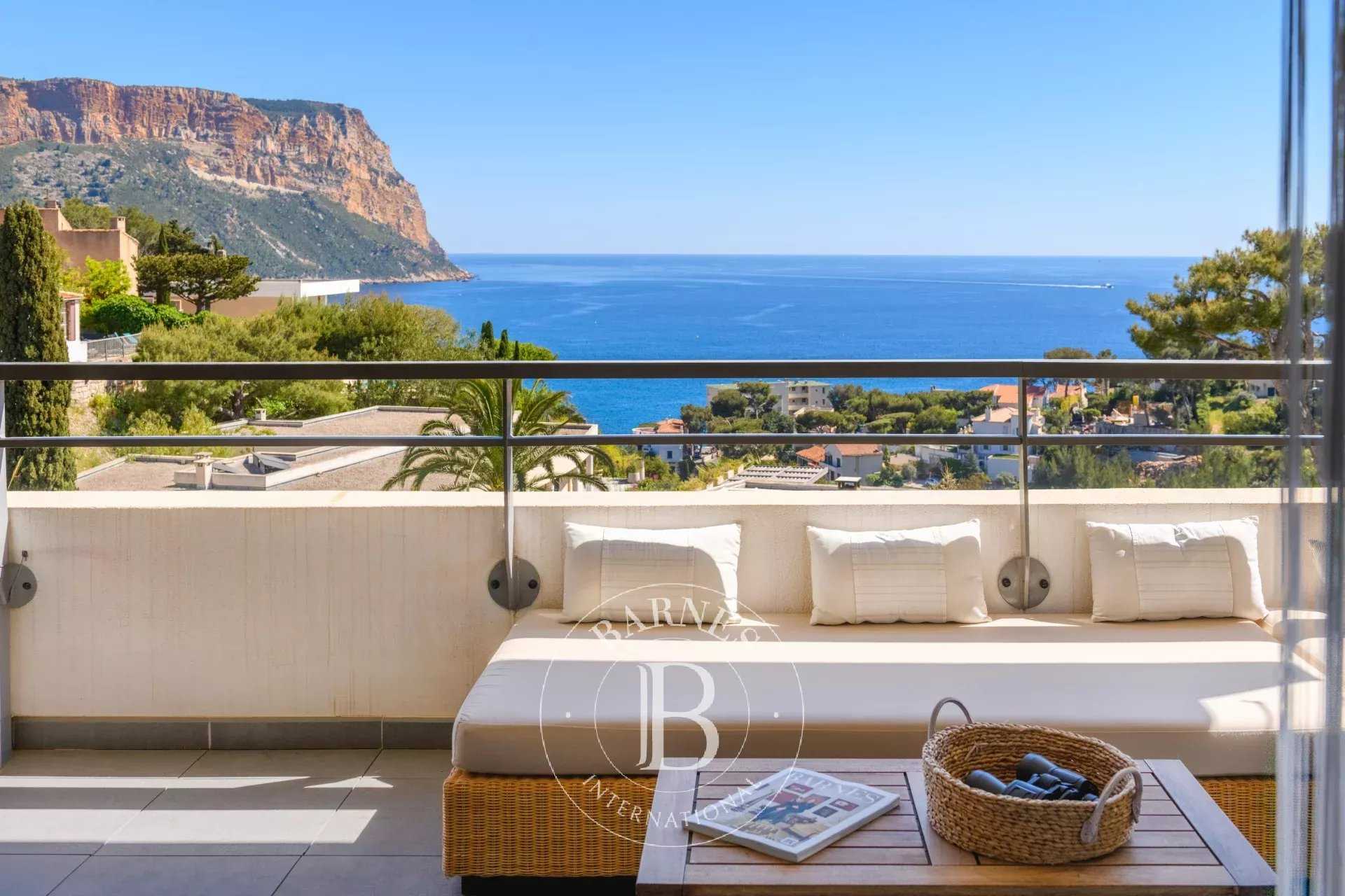 Apartment Cassis