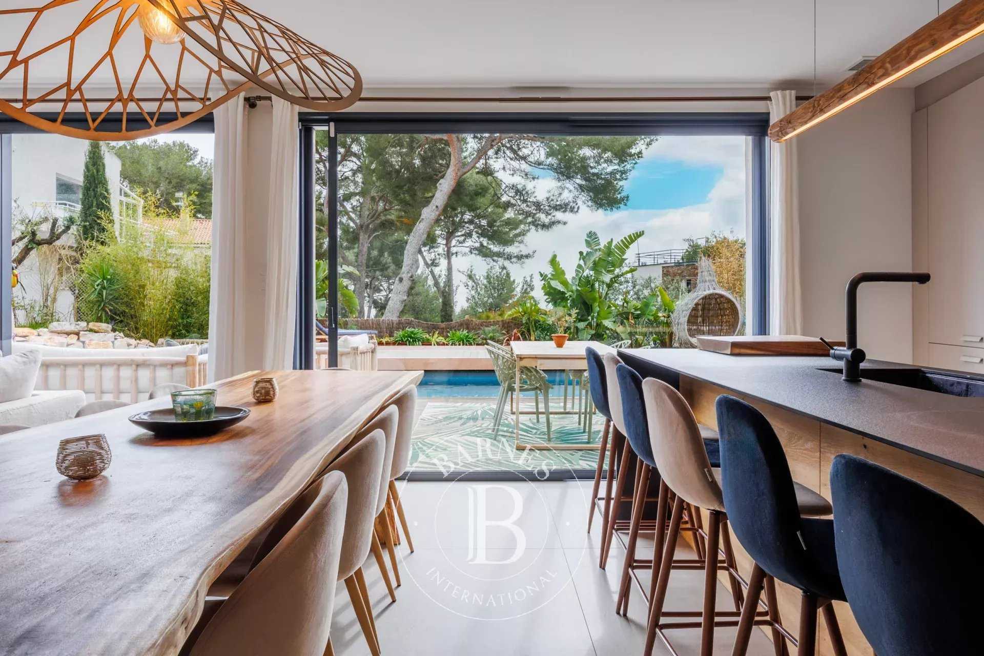 Cassis  - Villa 6 Bedrooms