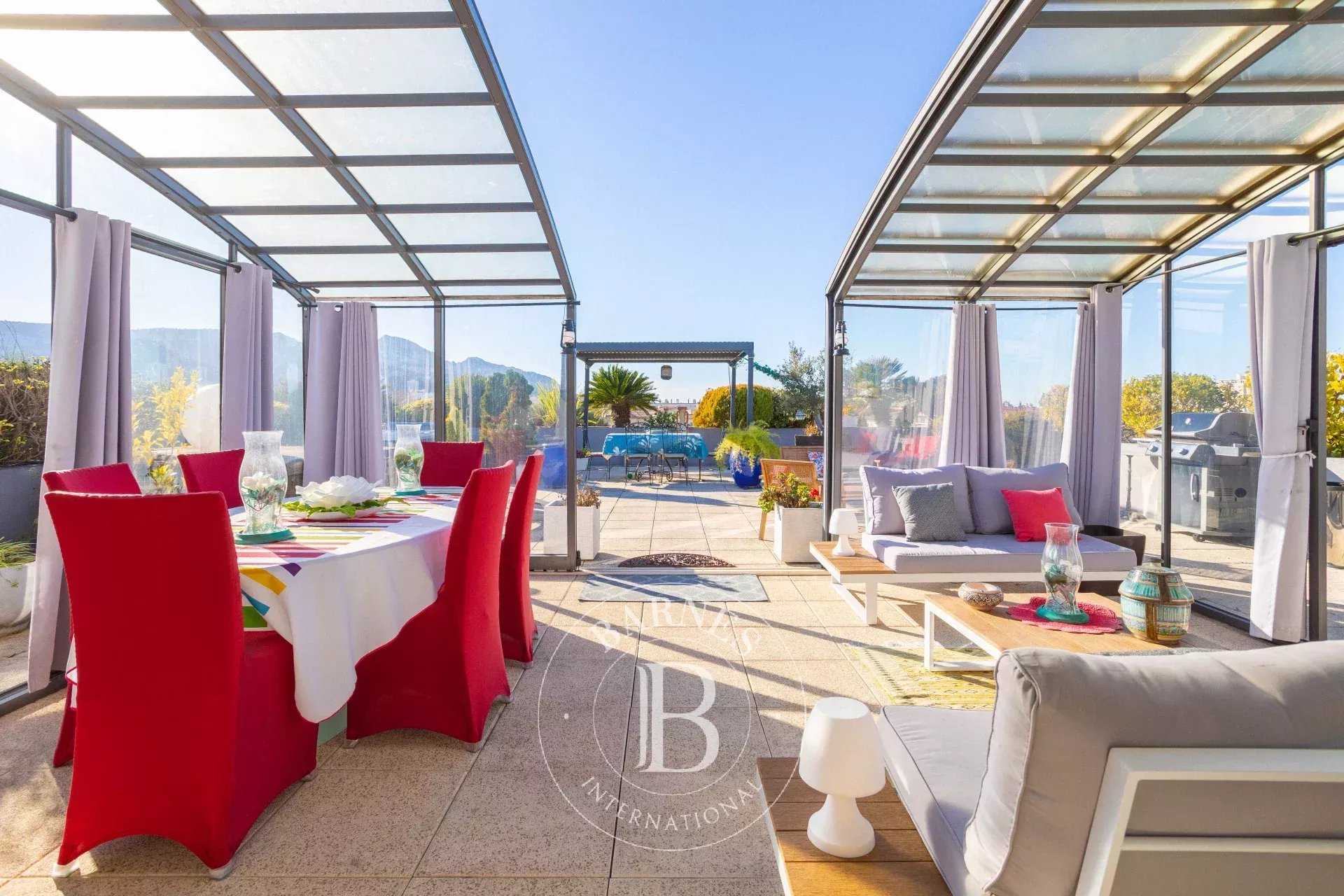 Marseille  - Apartment 3 Bedrooms