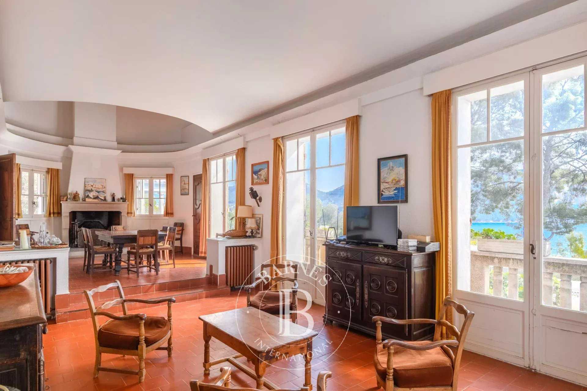 Cassis  - House 5 Bedrooms