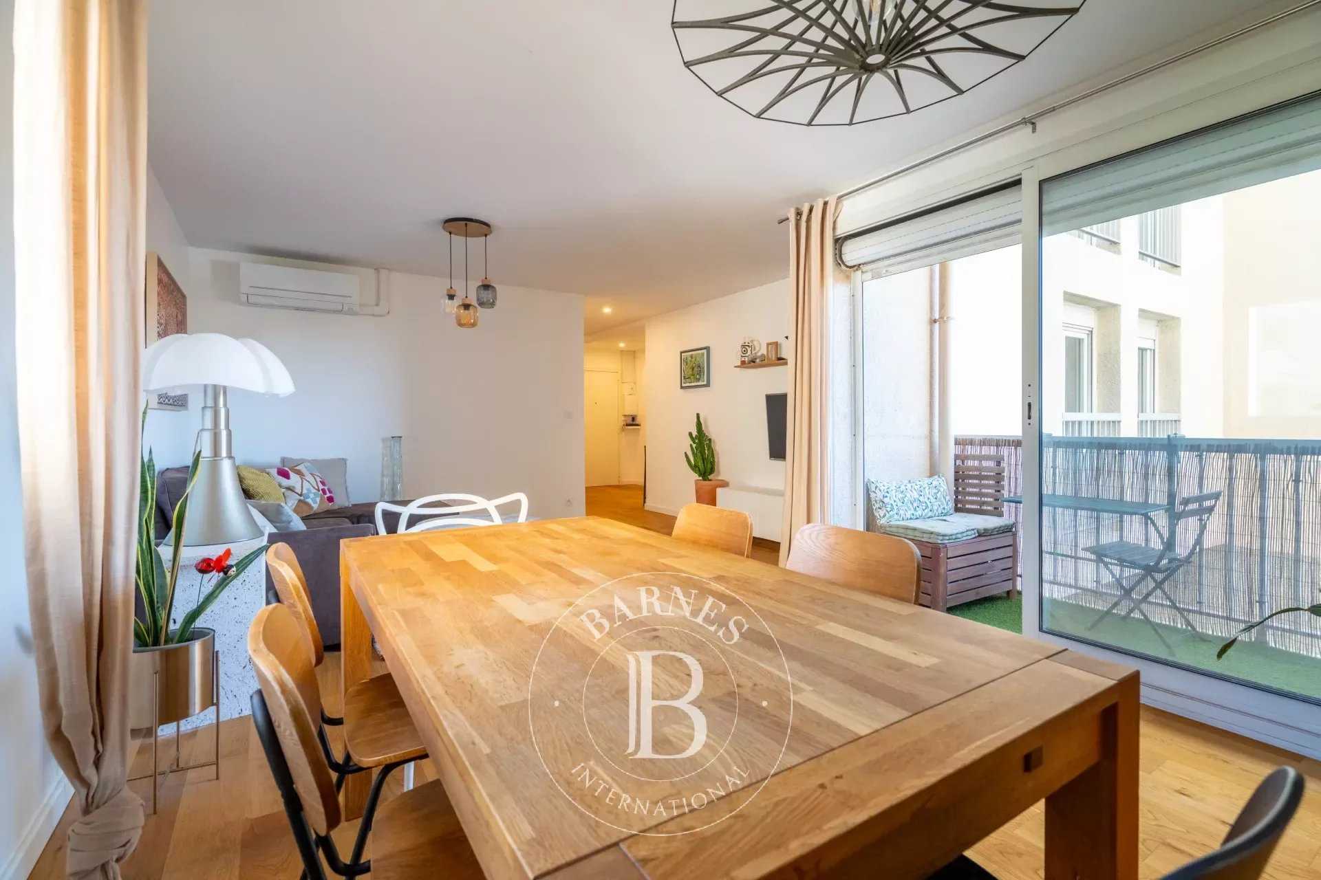 Marseille  - Apartment 3 Bedrooms